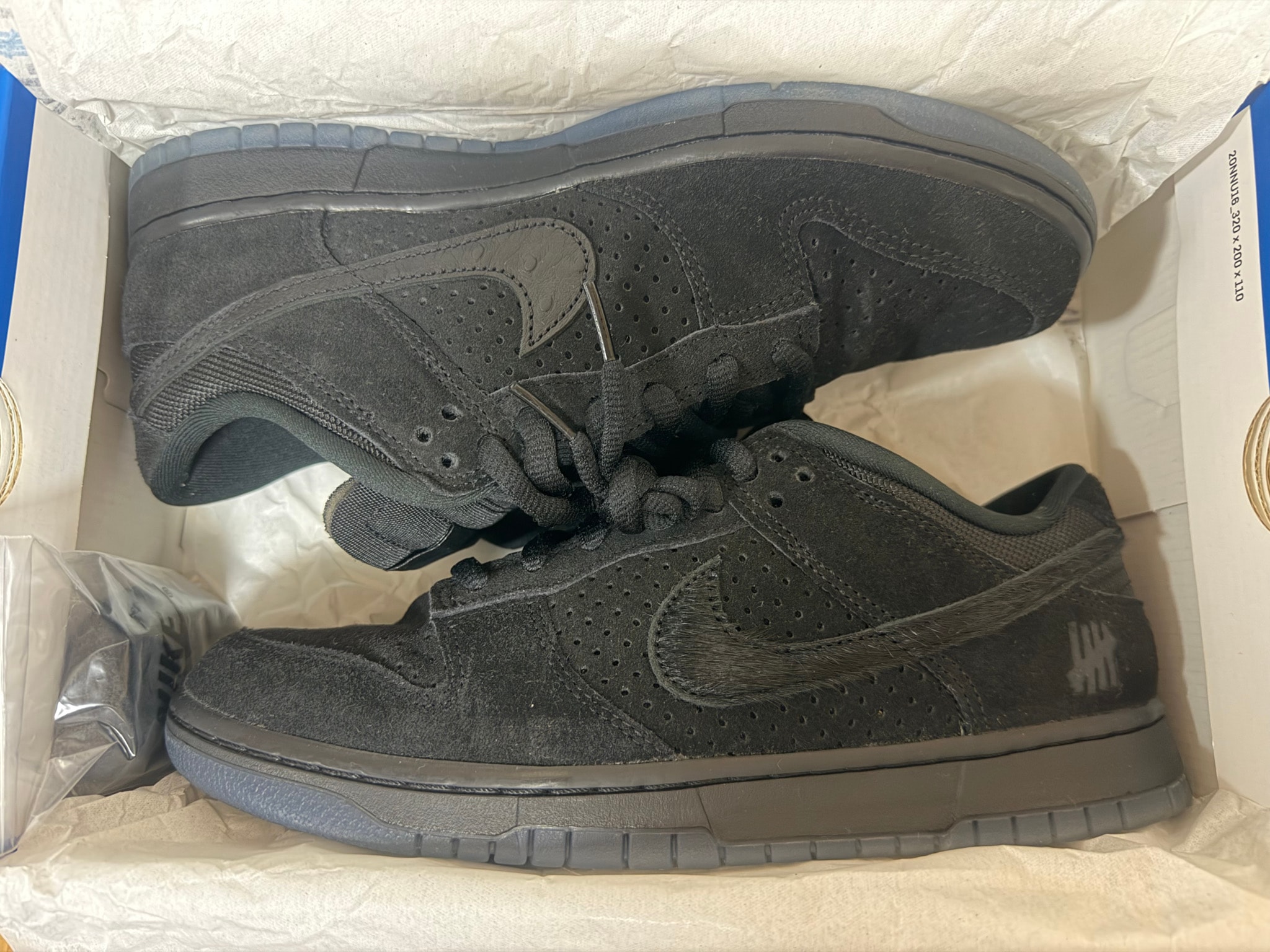 UNDEFEATED × Nike Dunk Low SP "5 ON IT"