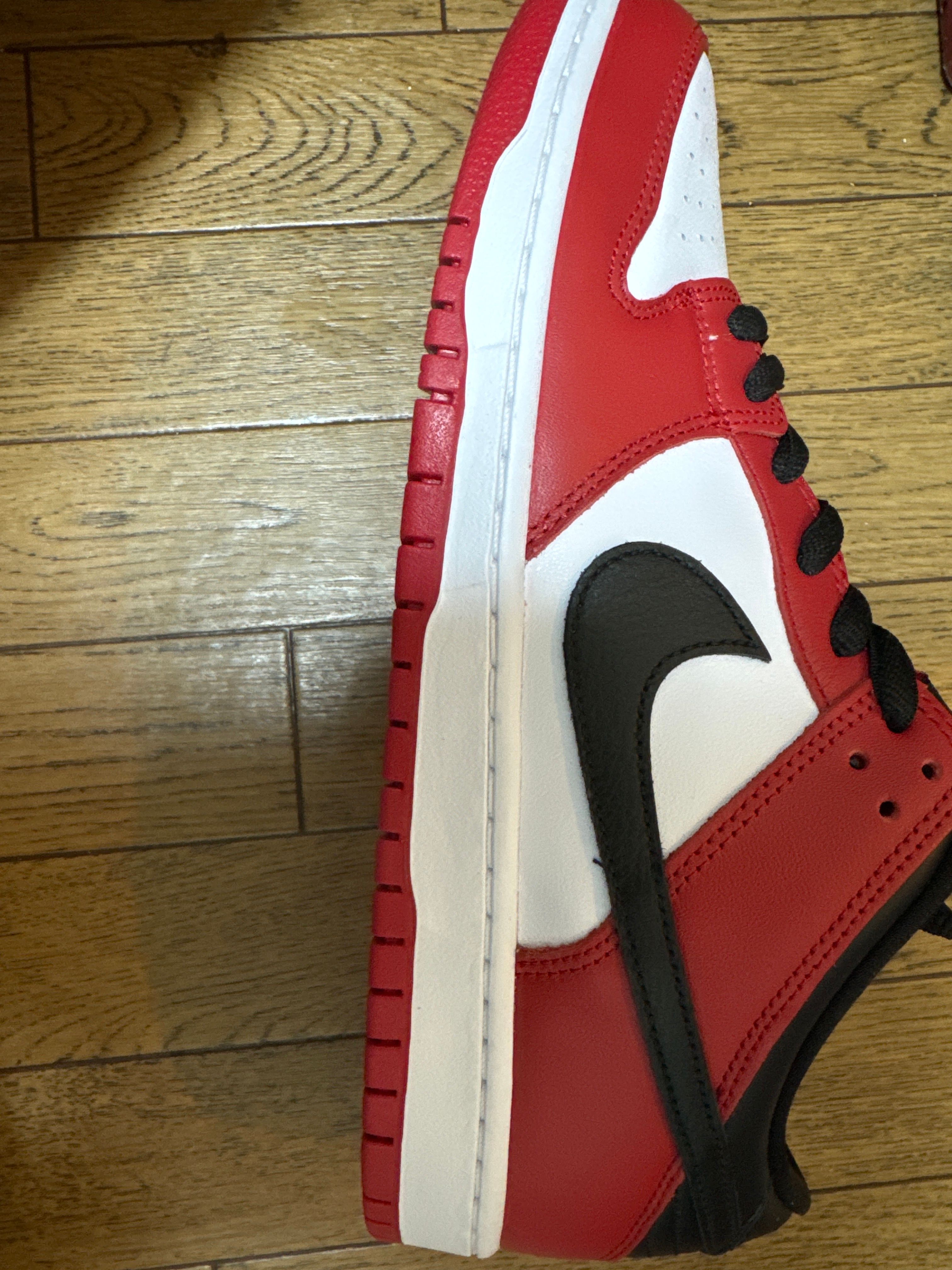 Nike SB Dunk Low Pro "J-Pack Chicago/Varsity Red and White"