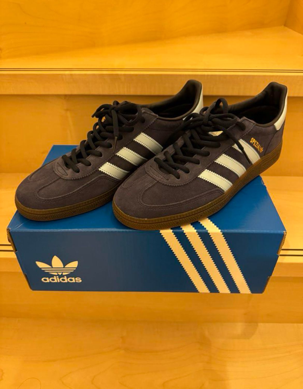 adidas Handball Spezial "College Navy/Clear Sky"