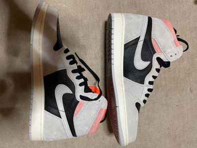 Nike Air Jordan 1 RETRO High OG "Hyper Crimson"