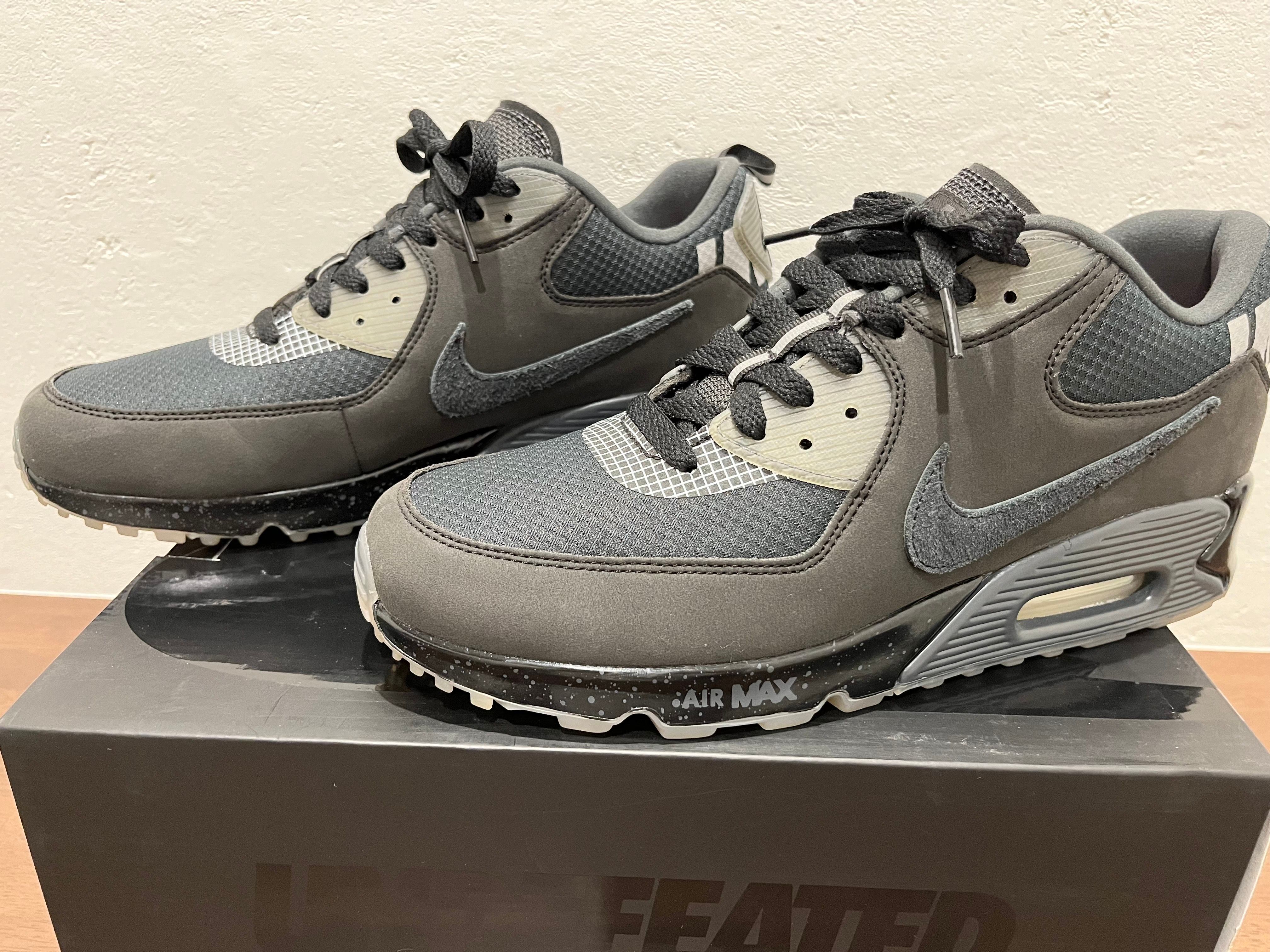 UNDEFEATED × Nike Air Max 90 "Black/Rush Pink"
