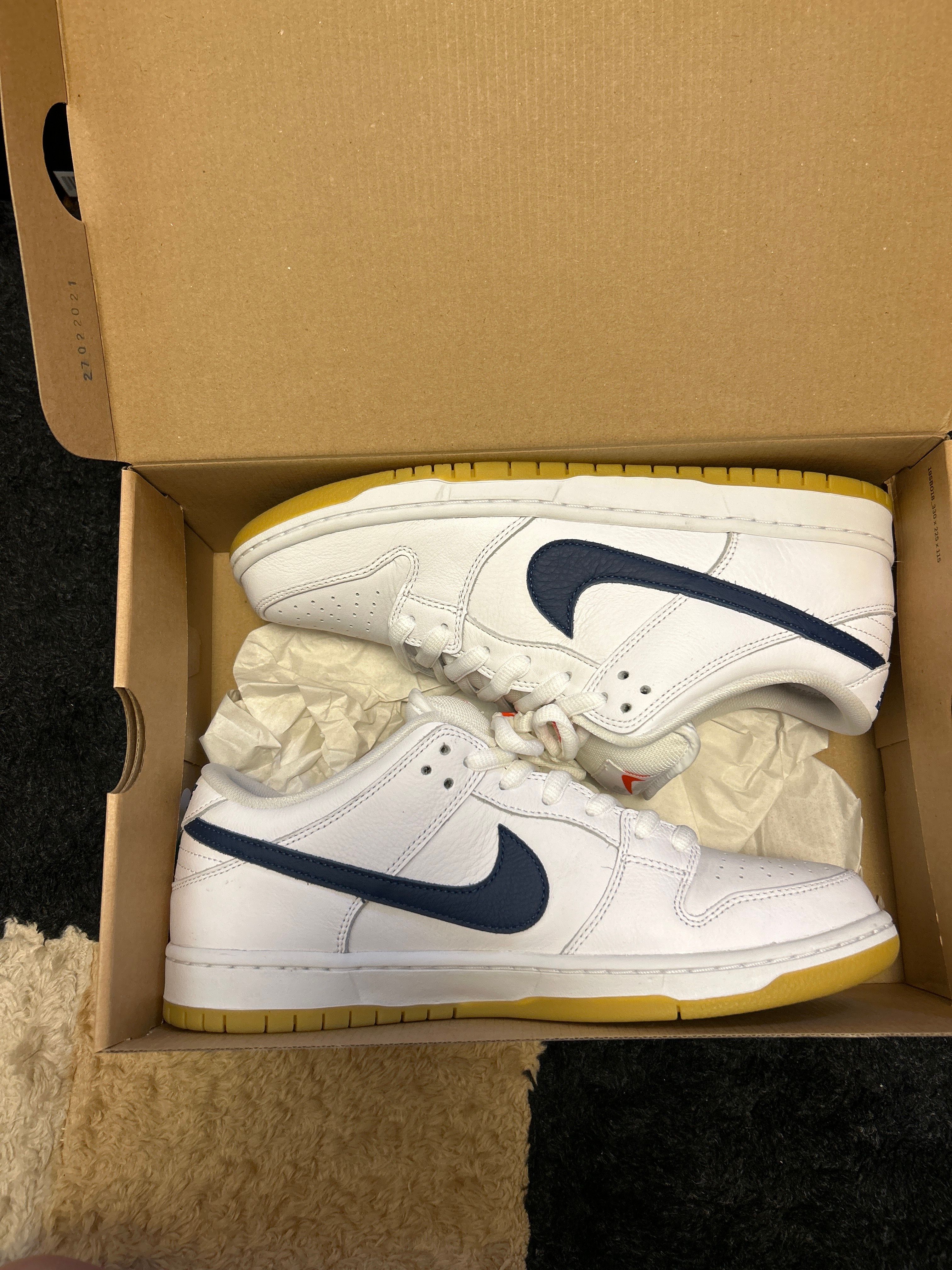 Nike SB Dunk Low "Orange Label White Navy"