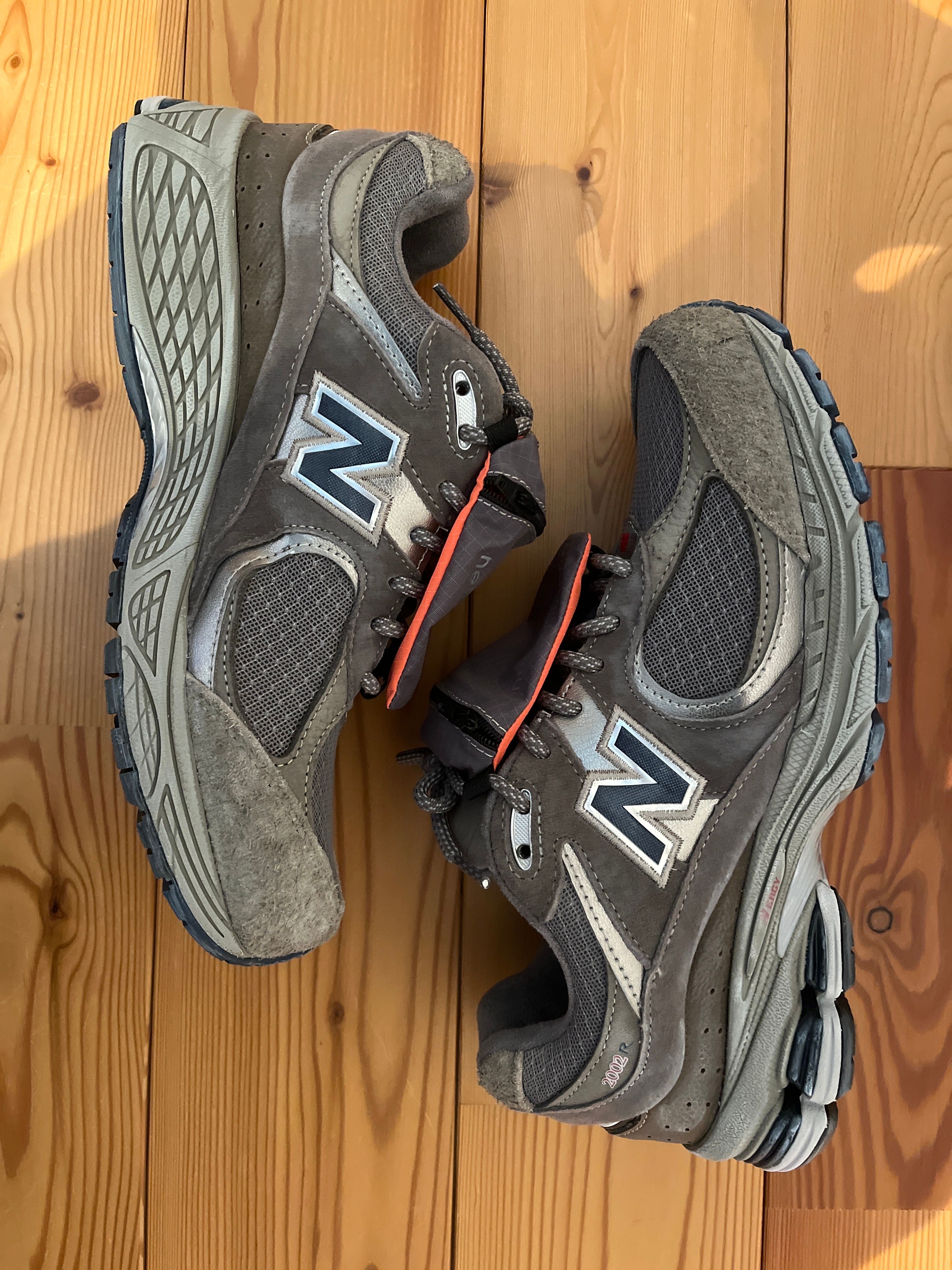 New Balance 2002R "Gray"