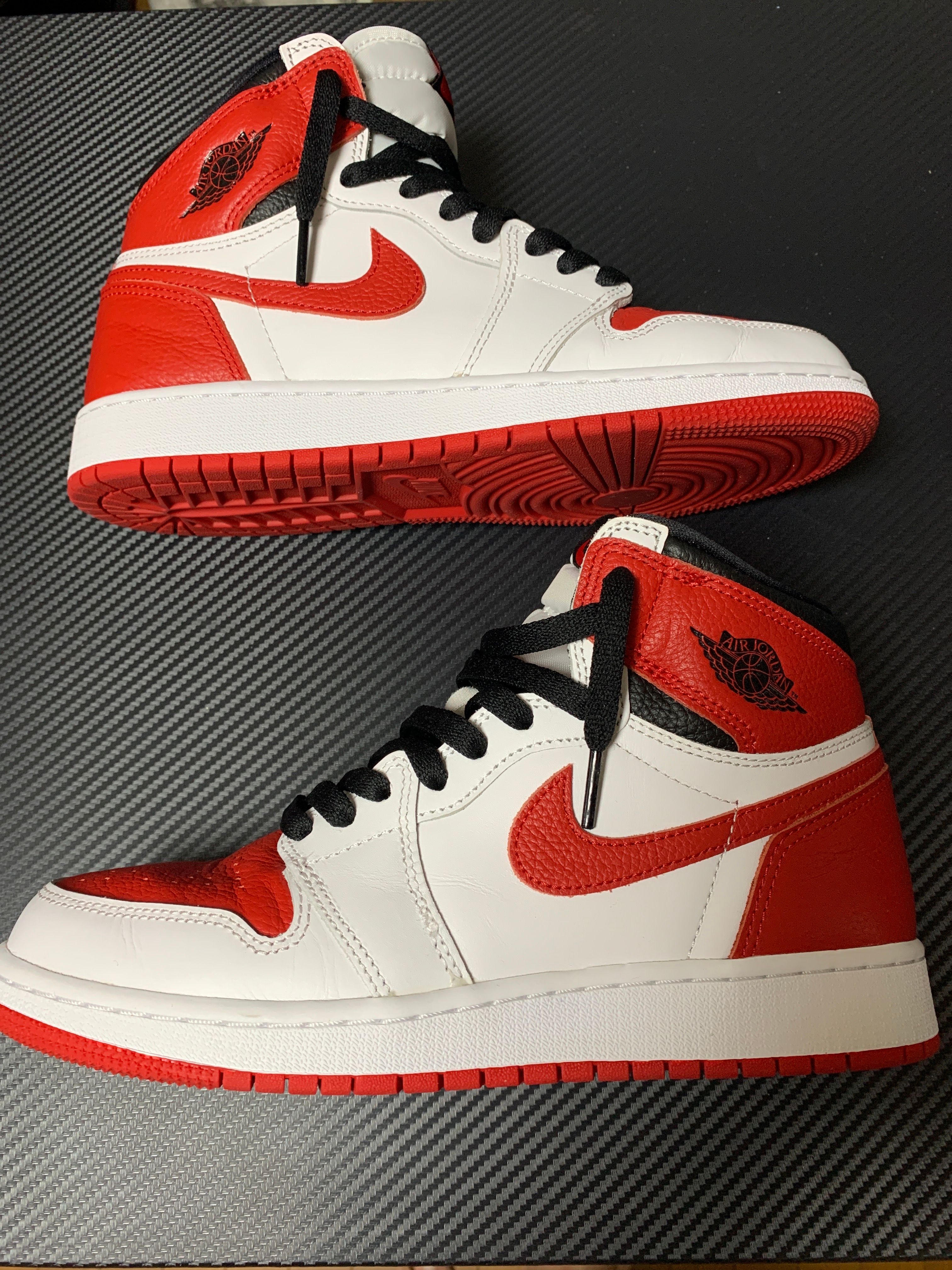 Nike GS Air Jordan 1 High OG "Heritage"