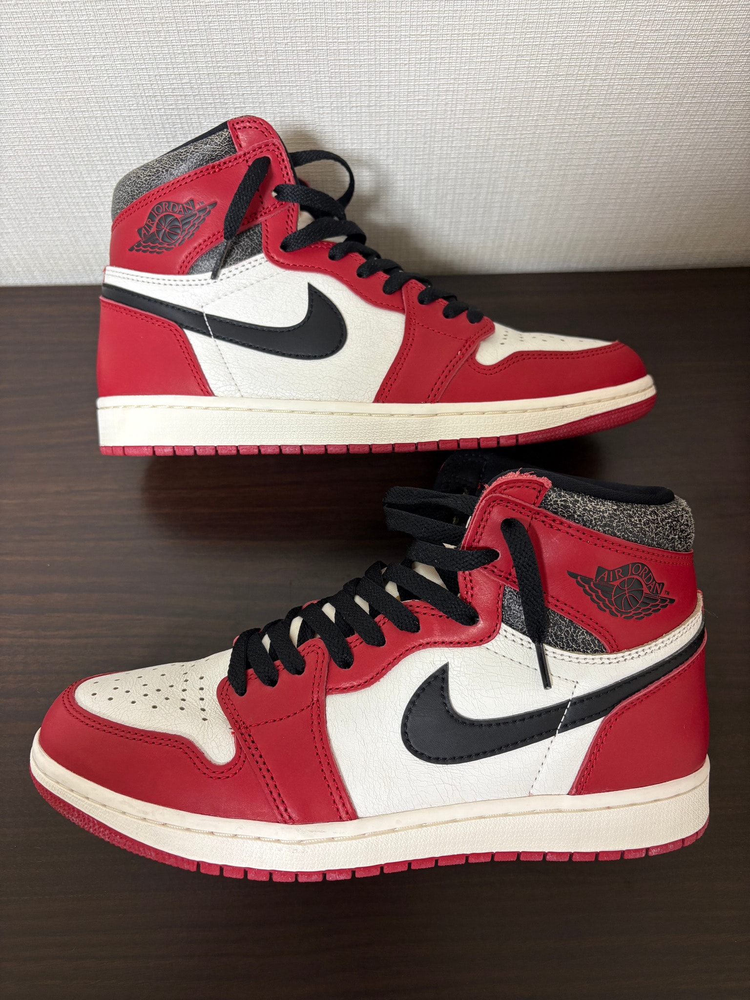 Nike Air Jordan 1 High OG "Lost & Found/Chicago"
