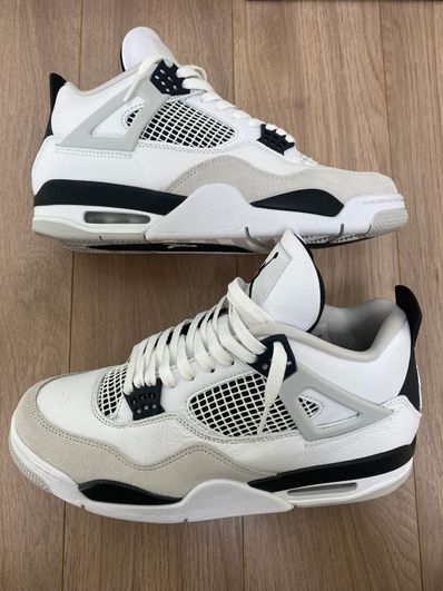 Nike Air Jordan 4 "Military Black"