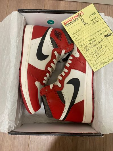 Nike Air Jordan 1 High OG "Lost & Found/Chicago"