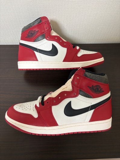 Nike Air Jordan 1 High OG "Lost & Found/Chicago"
