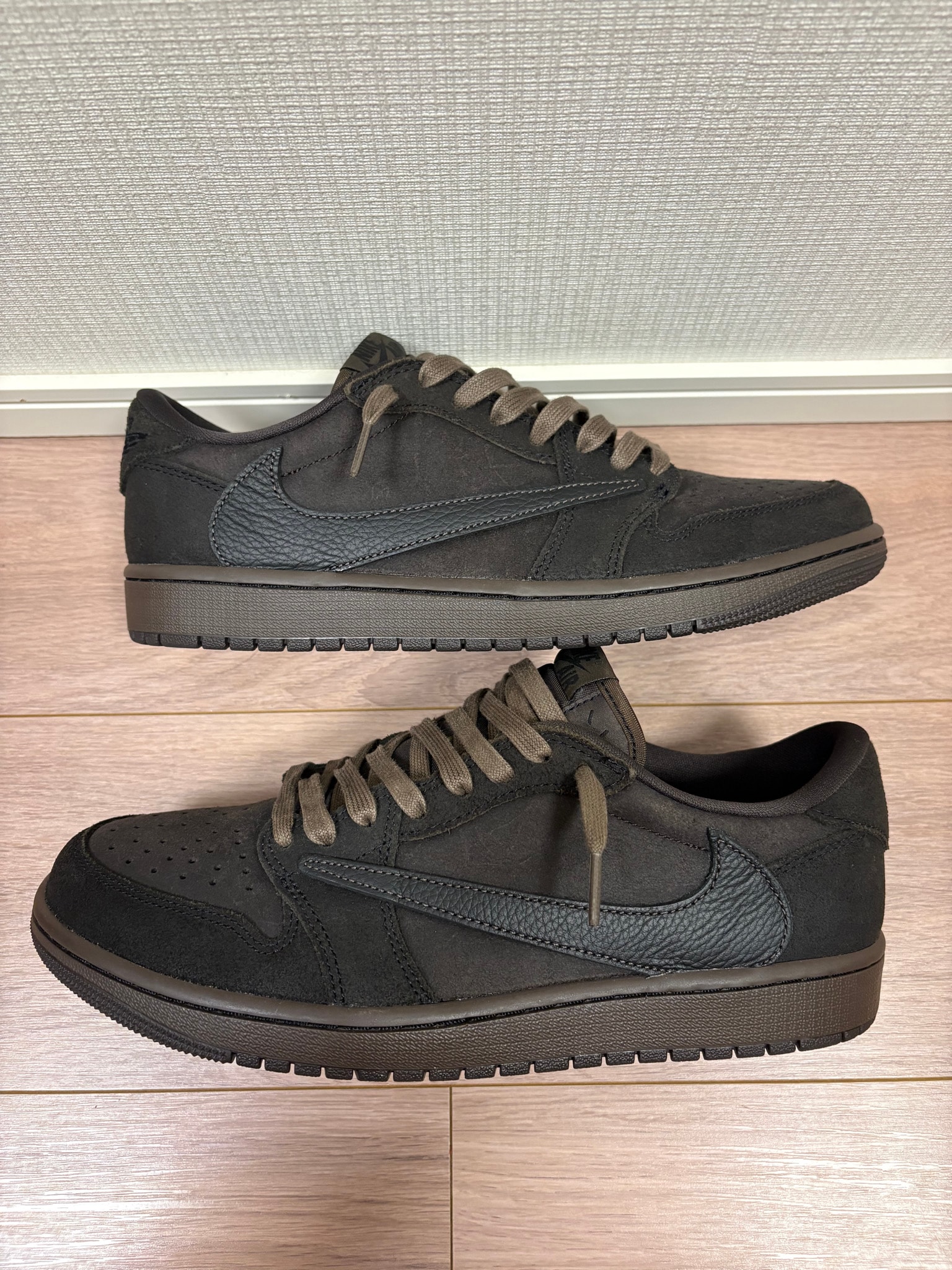 Travis Scott × Nike Air Jordan 1 Low OG SP "Velvet Brown and Dark Mocha"