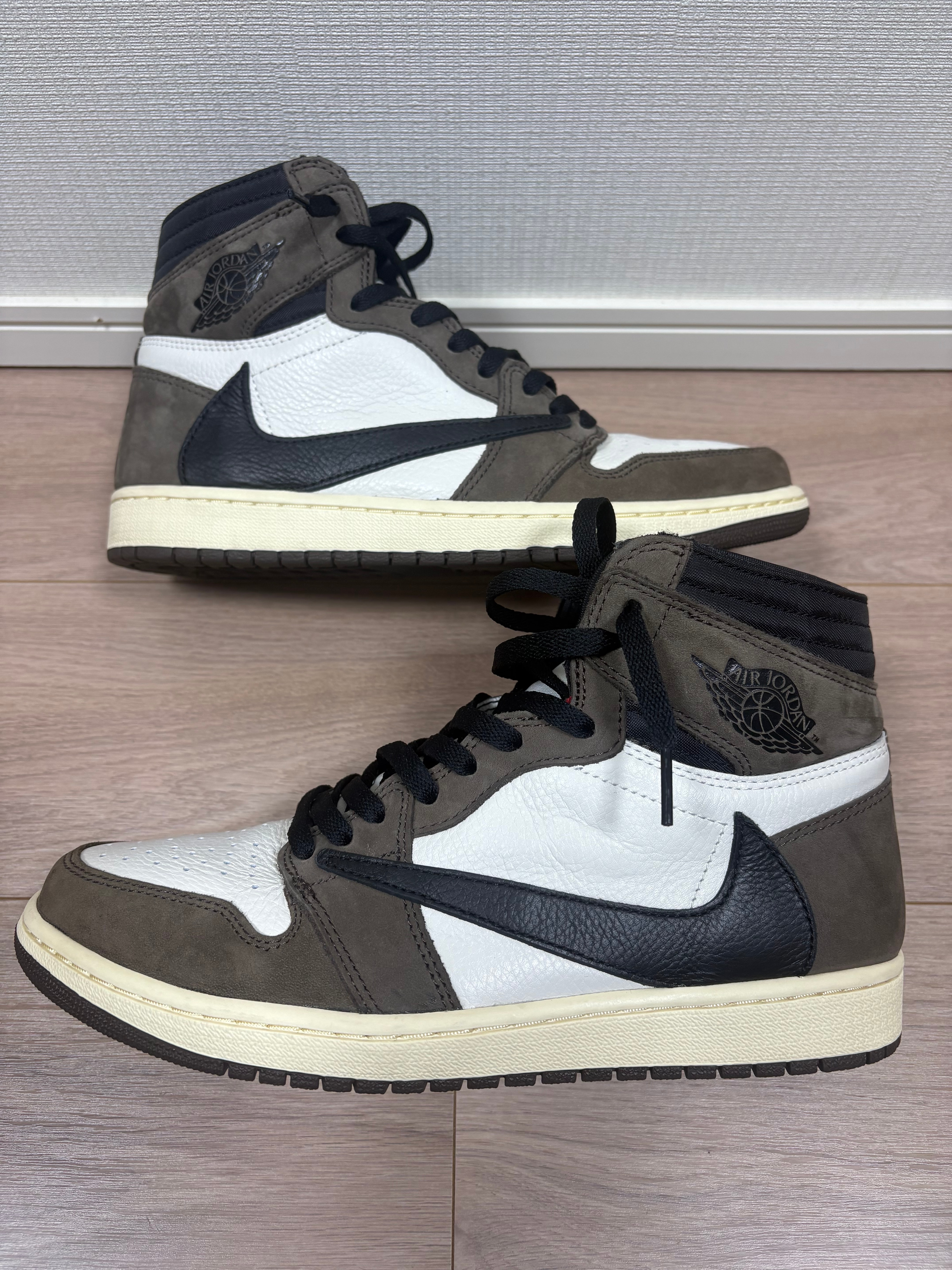 Travis Scott × Nike Air Jordan 1 Retro High OG TS SP "Sail/Dark Mocha"