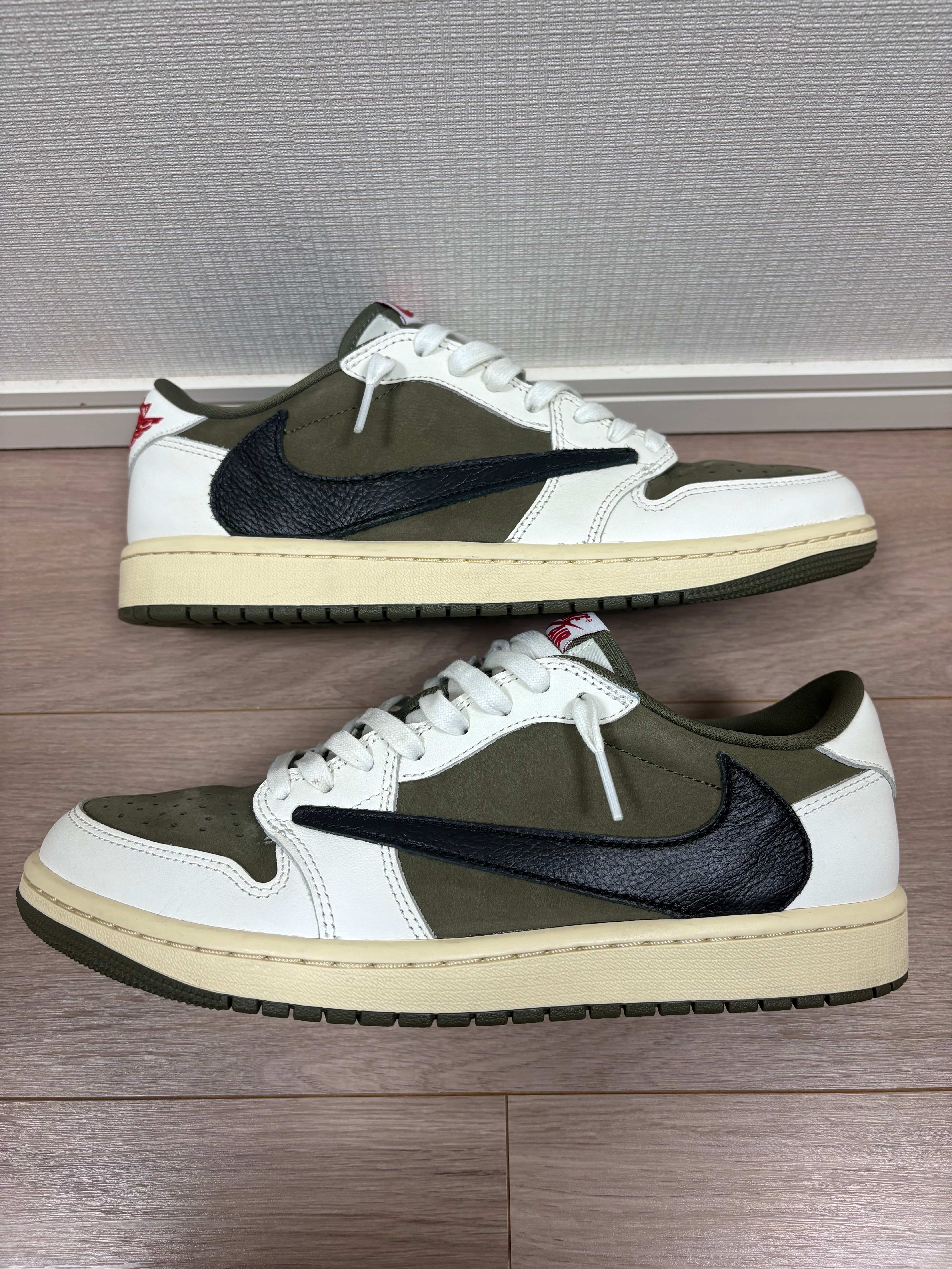 トラヴィススコット × ナイキ エアジョーダン1 ロー OG SP "リバースオリーブ"
