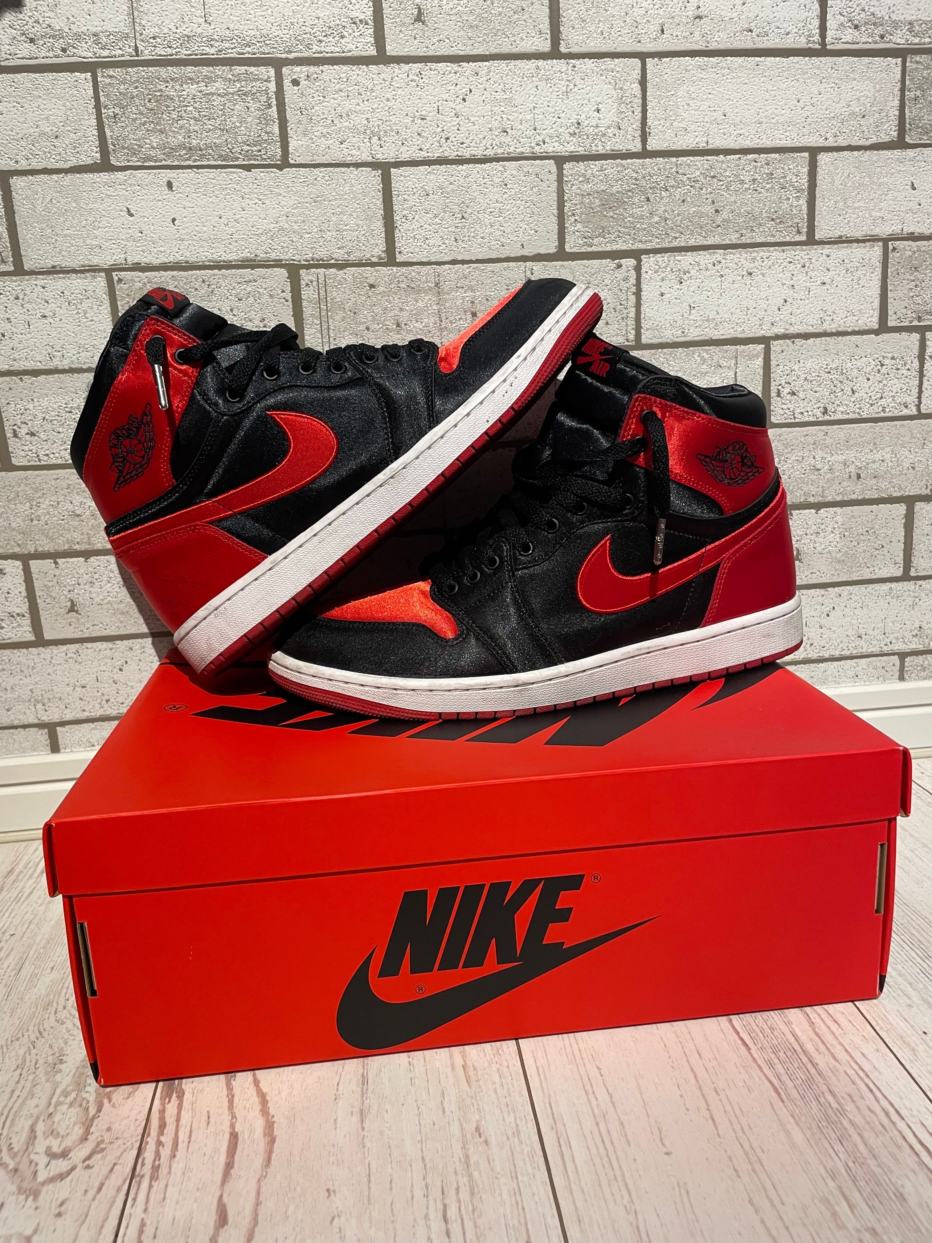 Nike Women's Air Jordan 1 Retro High OG "Satin Bred"