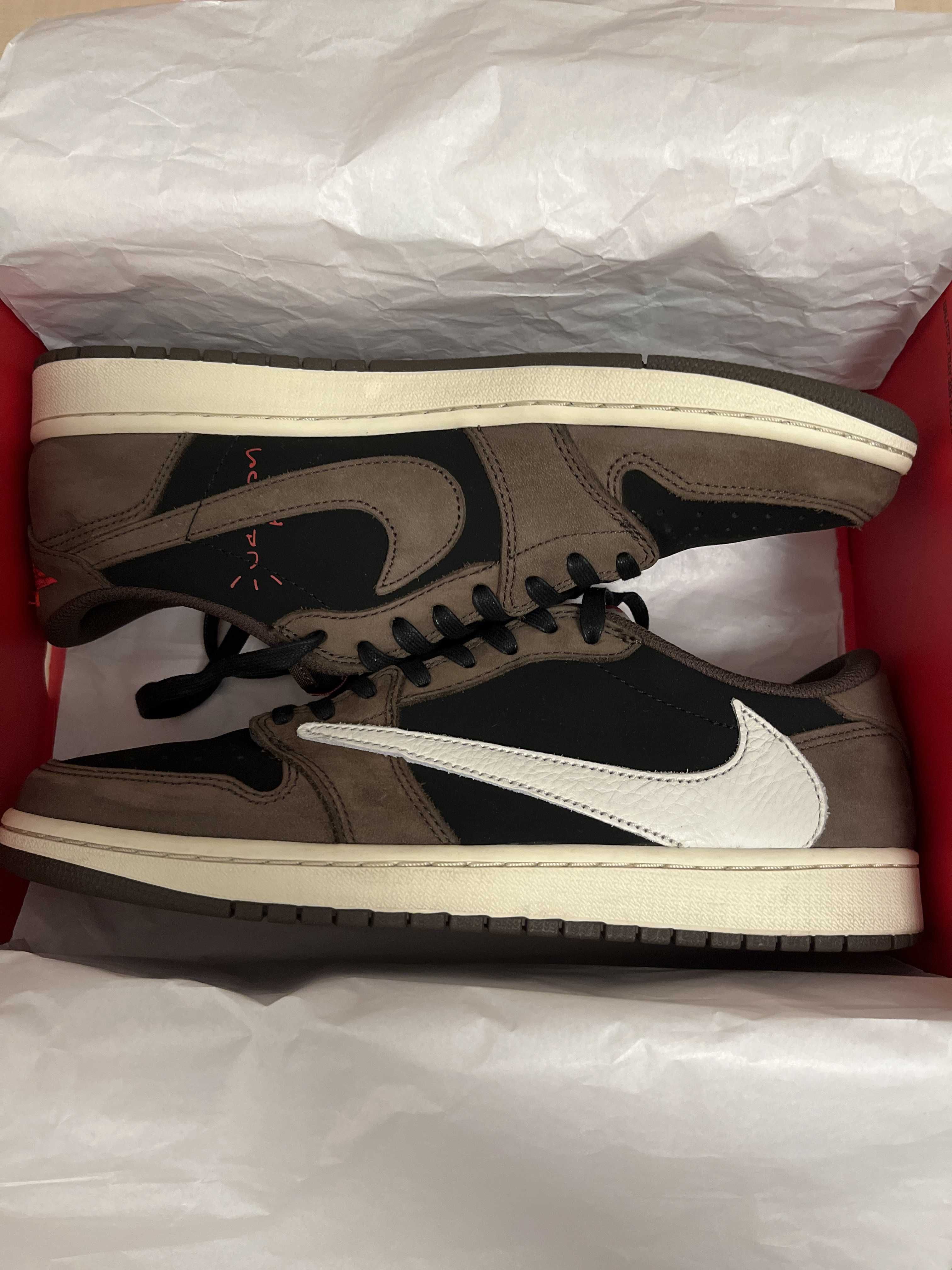 Travis Scott × Nike Air Jordan 1 Low OG SP-T "Black/Dark Mocha"