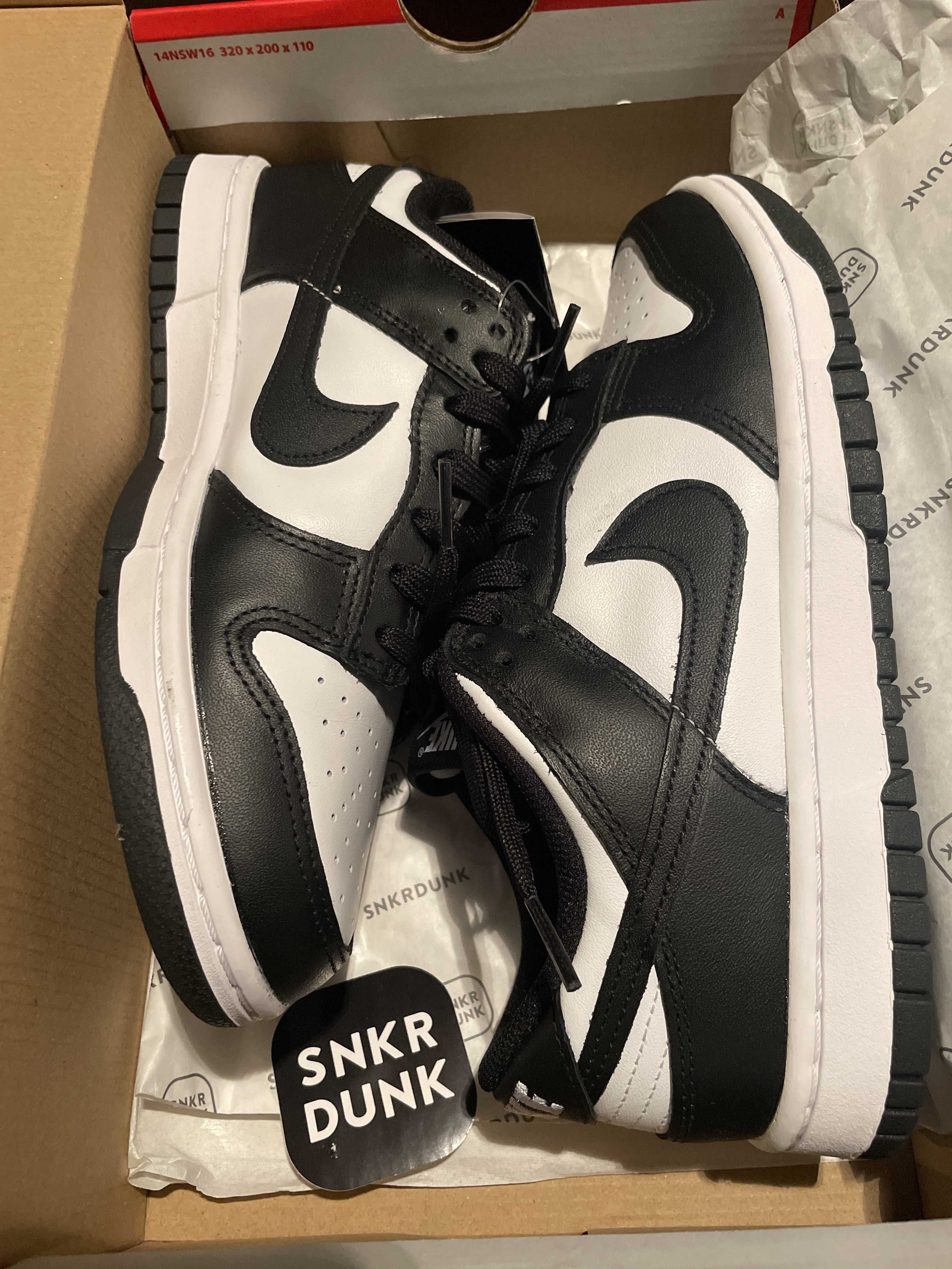 Nike Women's Dunk Low "White/Black"