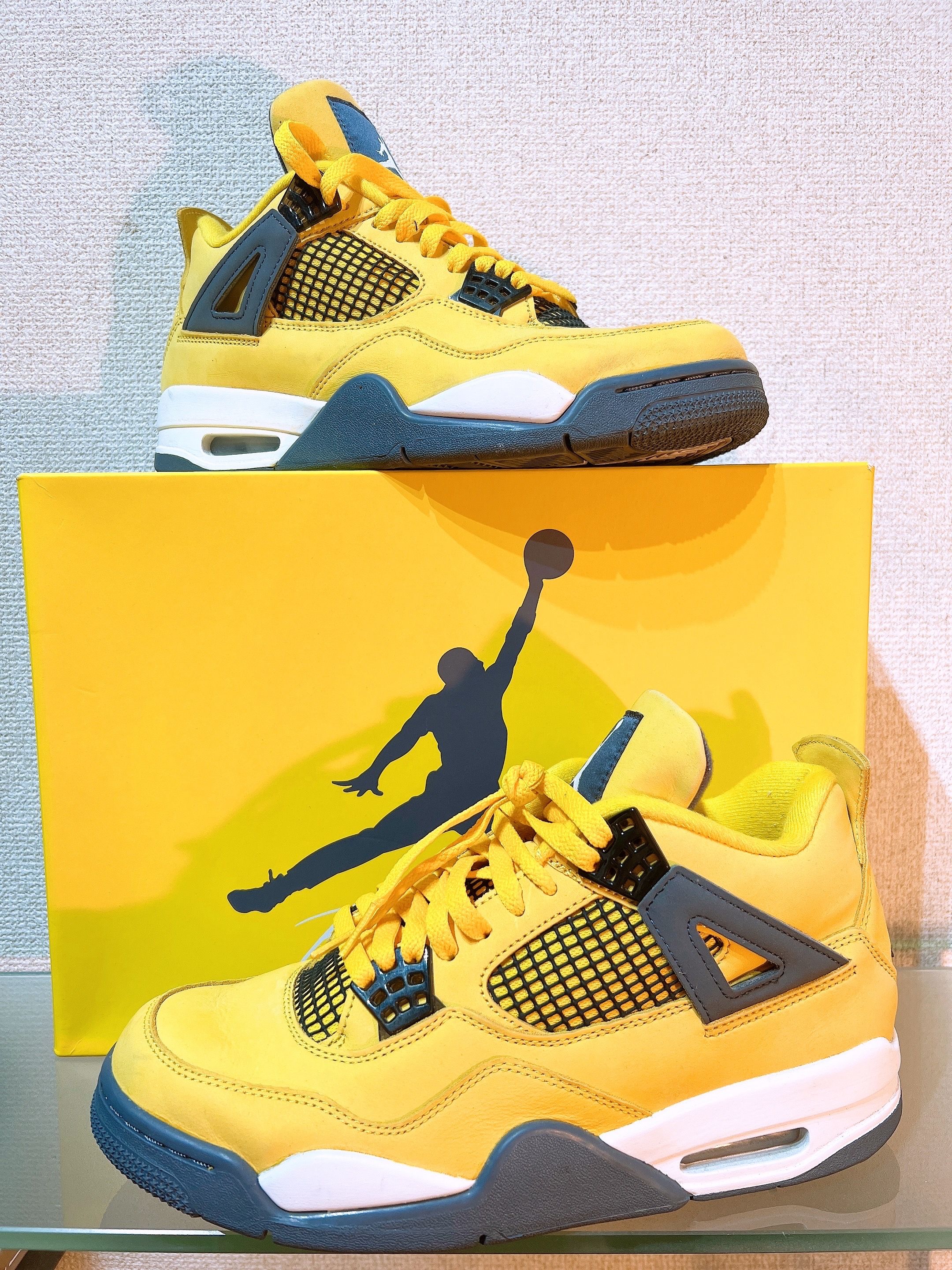 Nike Air Jordan 4 "Tour Yellow"