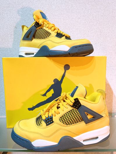Nike Air Jordan 4 "Tour Yellow"