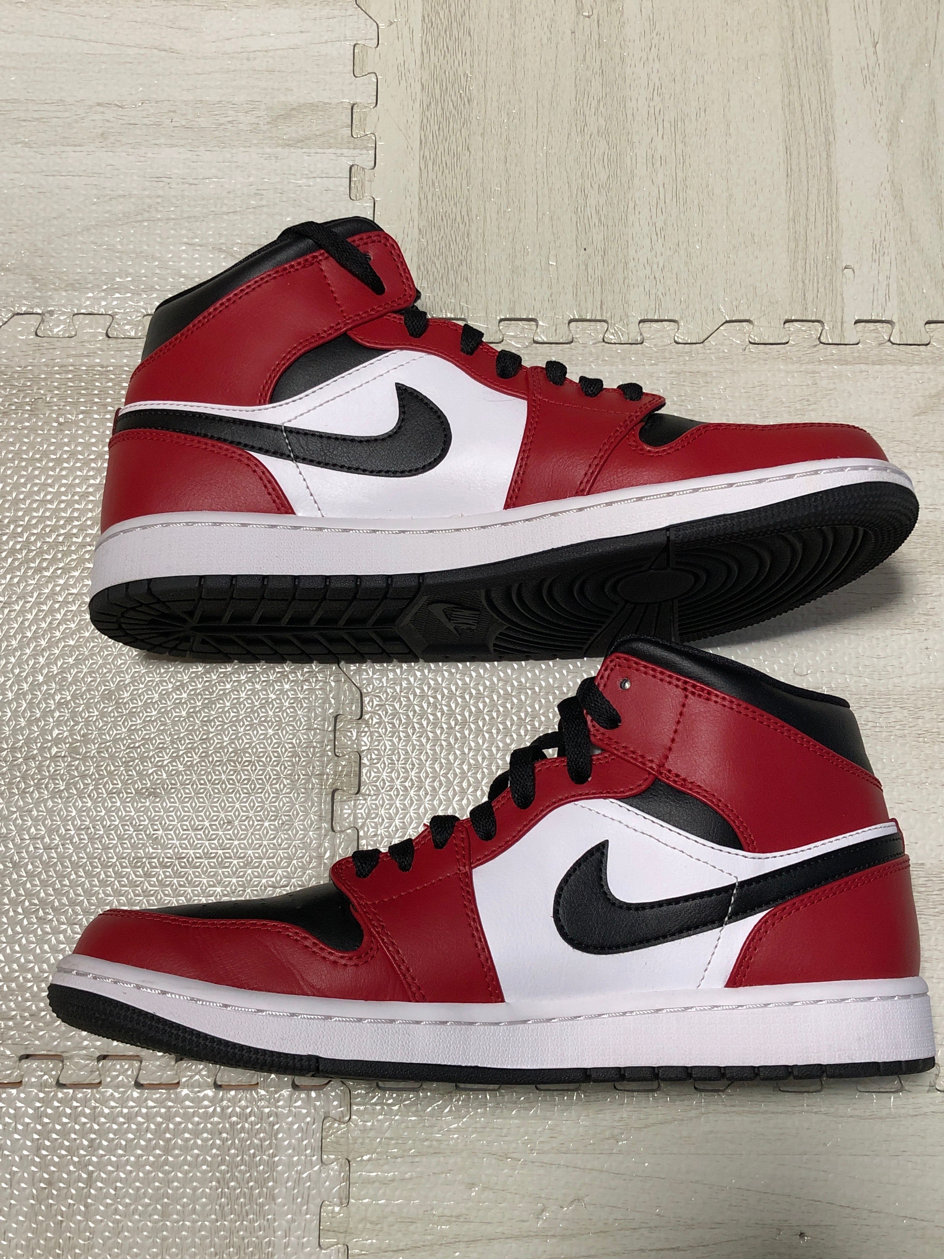 Nike Air Jordan 1 Mid "Chicago Black Toe"