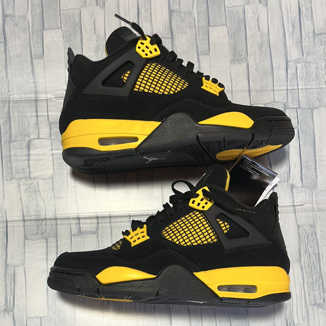 Nike Air Jordan 4 Retro "Thunder"(2023)