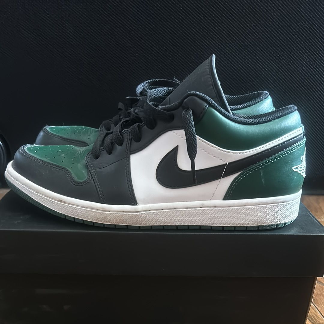 Nike Air Jordan 1 Low "Green Toe"