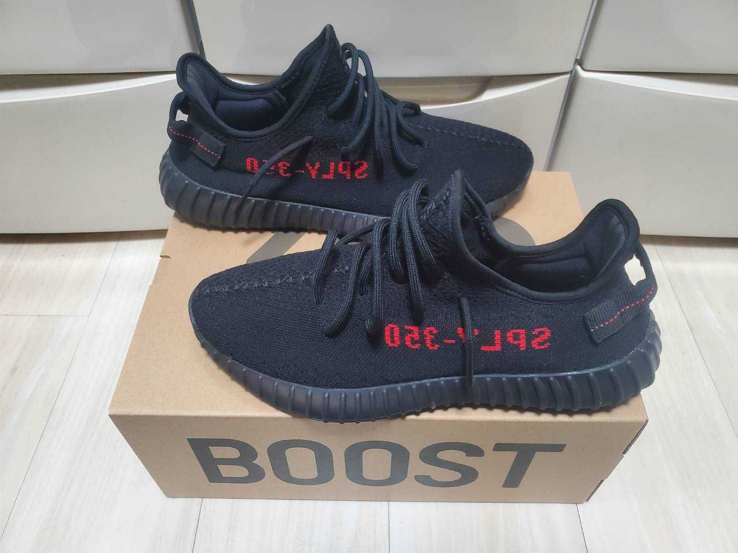 adidas YEEZY Boost 350 V2 "Core Black/Red" (2020)
