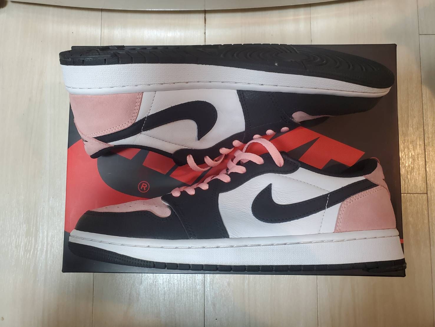 Nike Air Jordan 1 Low OG "Bleached Coral"