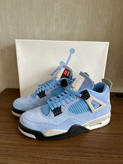 Nike Air Jordan 4 "University Blue"