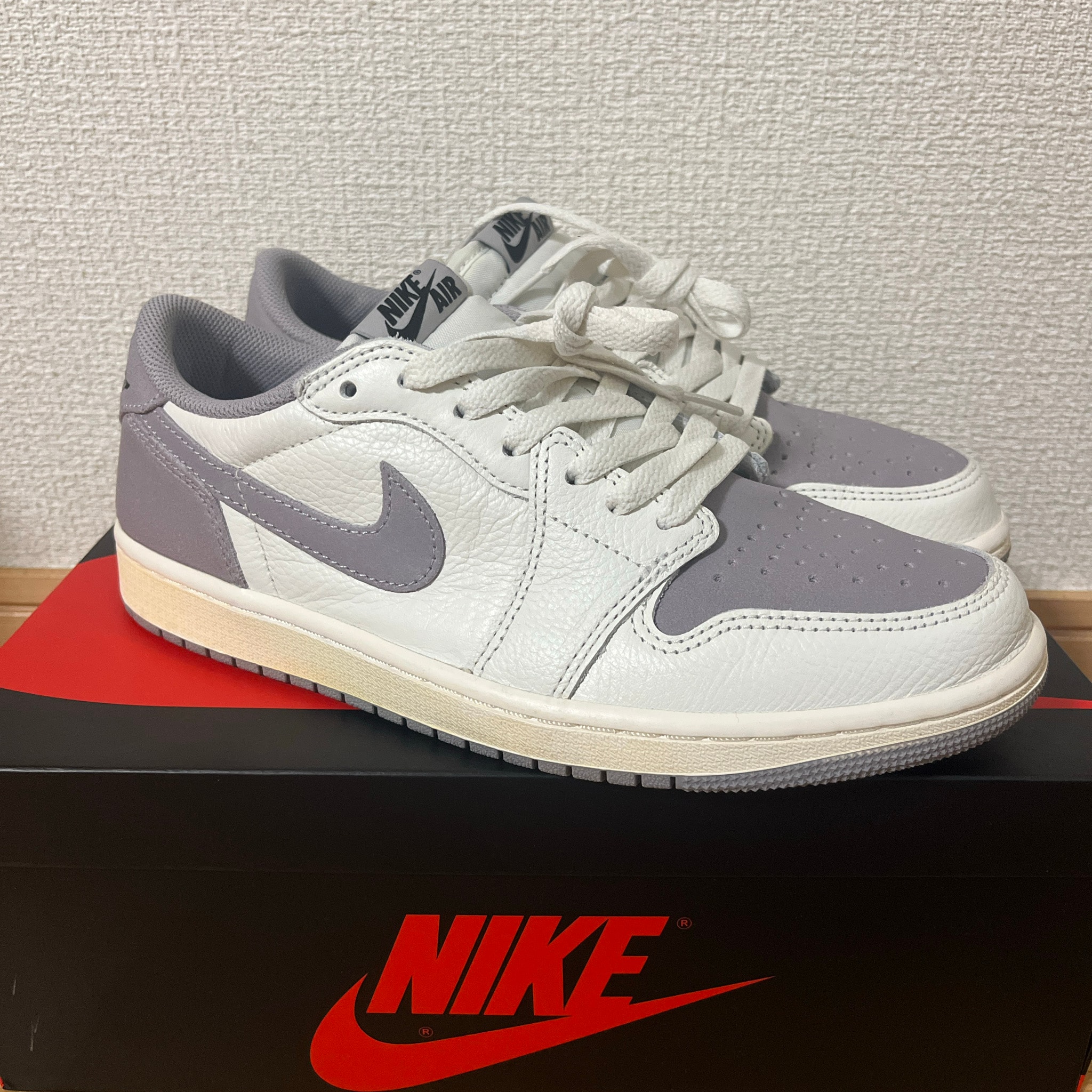 Nike Air Jordan 1 Retro Low OG "Atmosphere Grey"