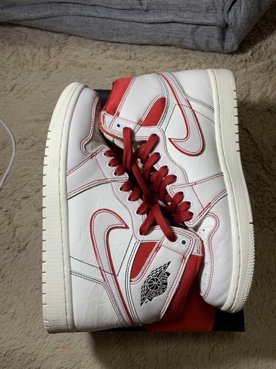 Nike Air Jordan 1 Retro High OG "Sail/University Red"