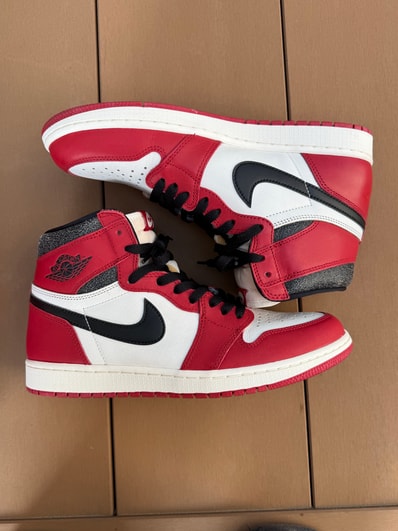 Nike Air Jordan 1 High OG "Lost & Found/Chicago"