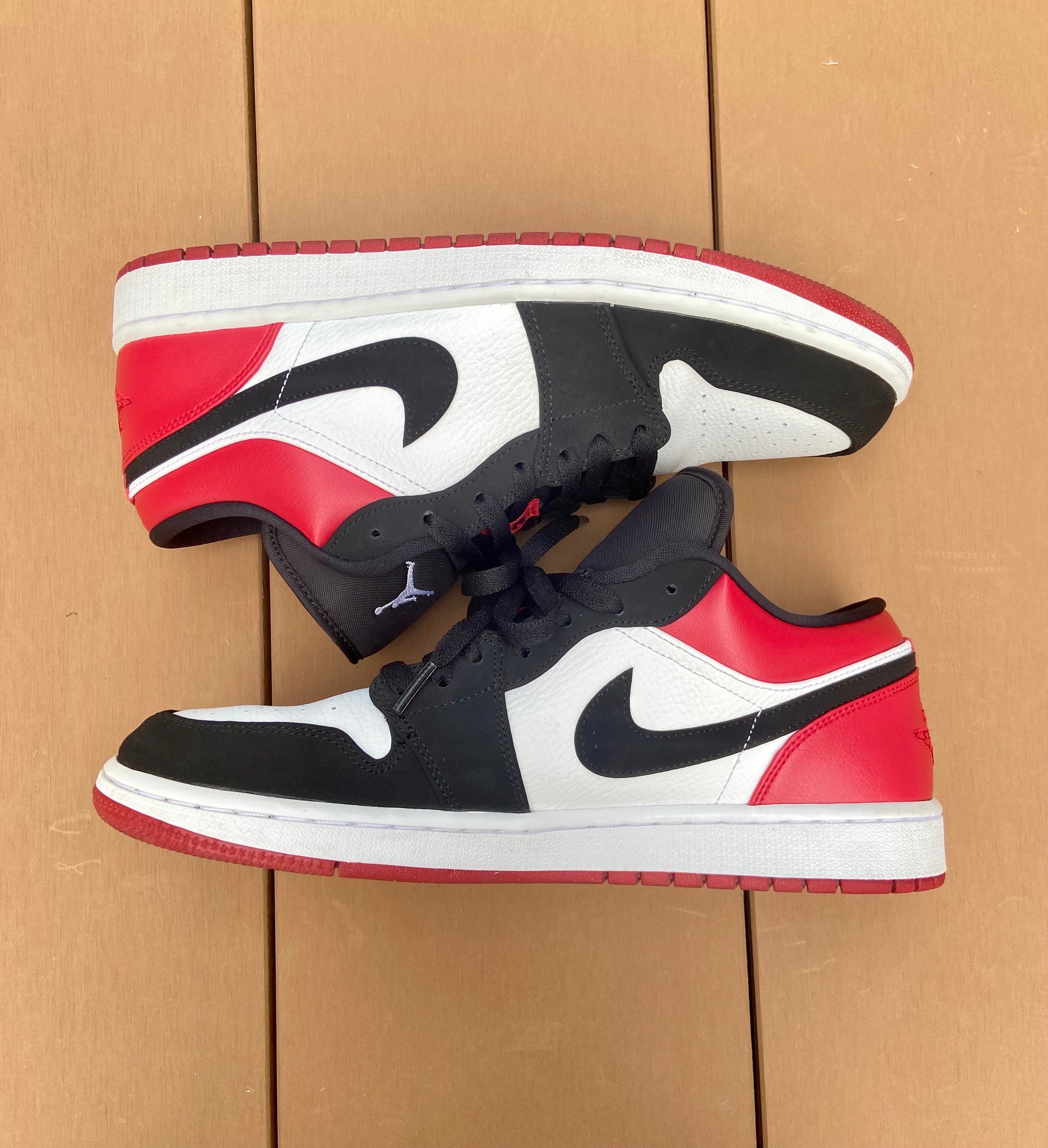 Nike Air Jordan 1 Low "Black Toe"
