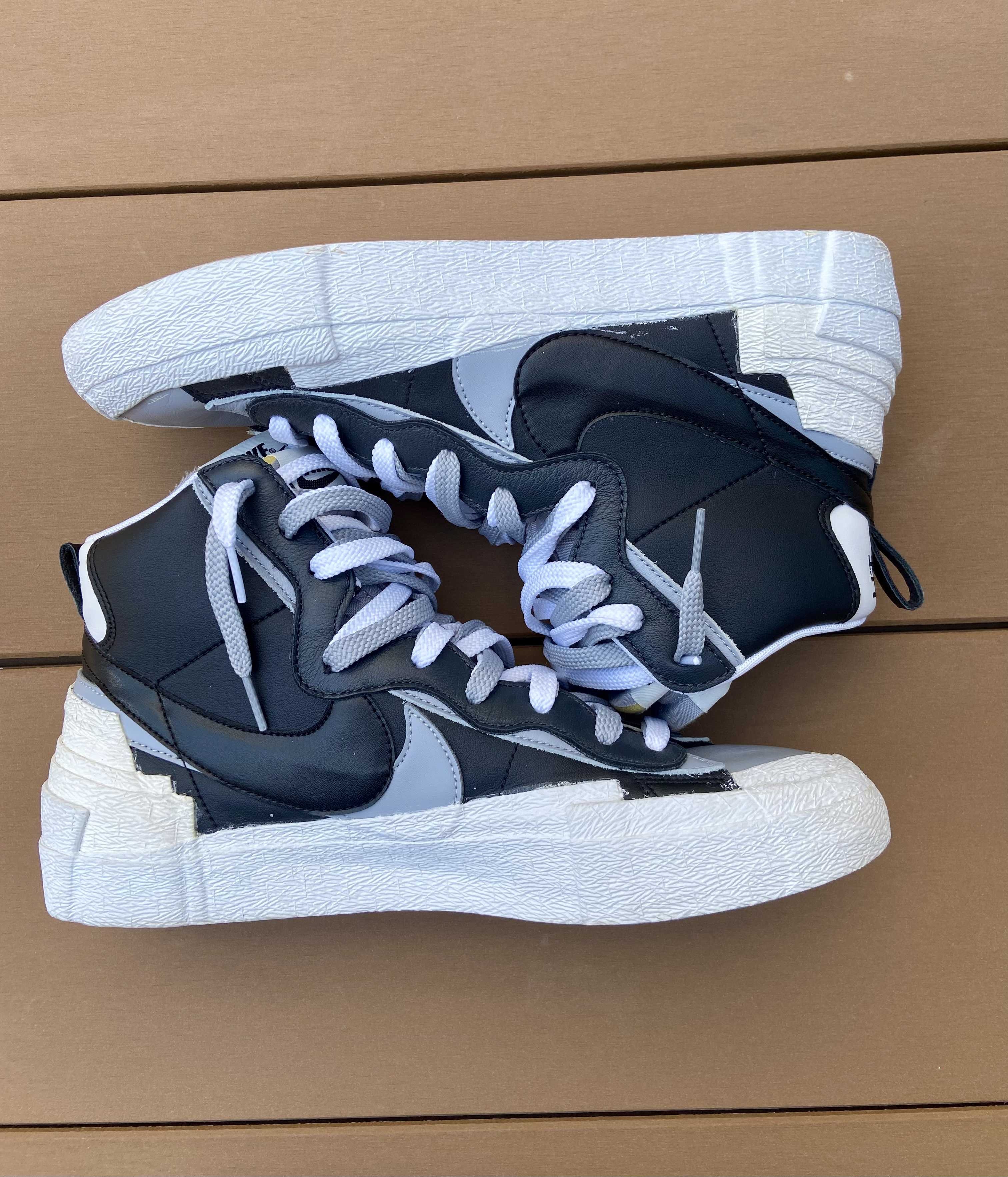 sacai × NIKE BLAZER MID "BLACK/WOLF GREY/WHITE"