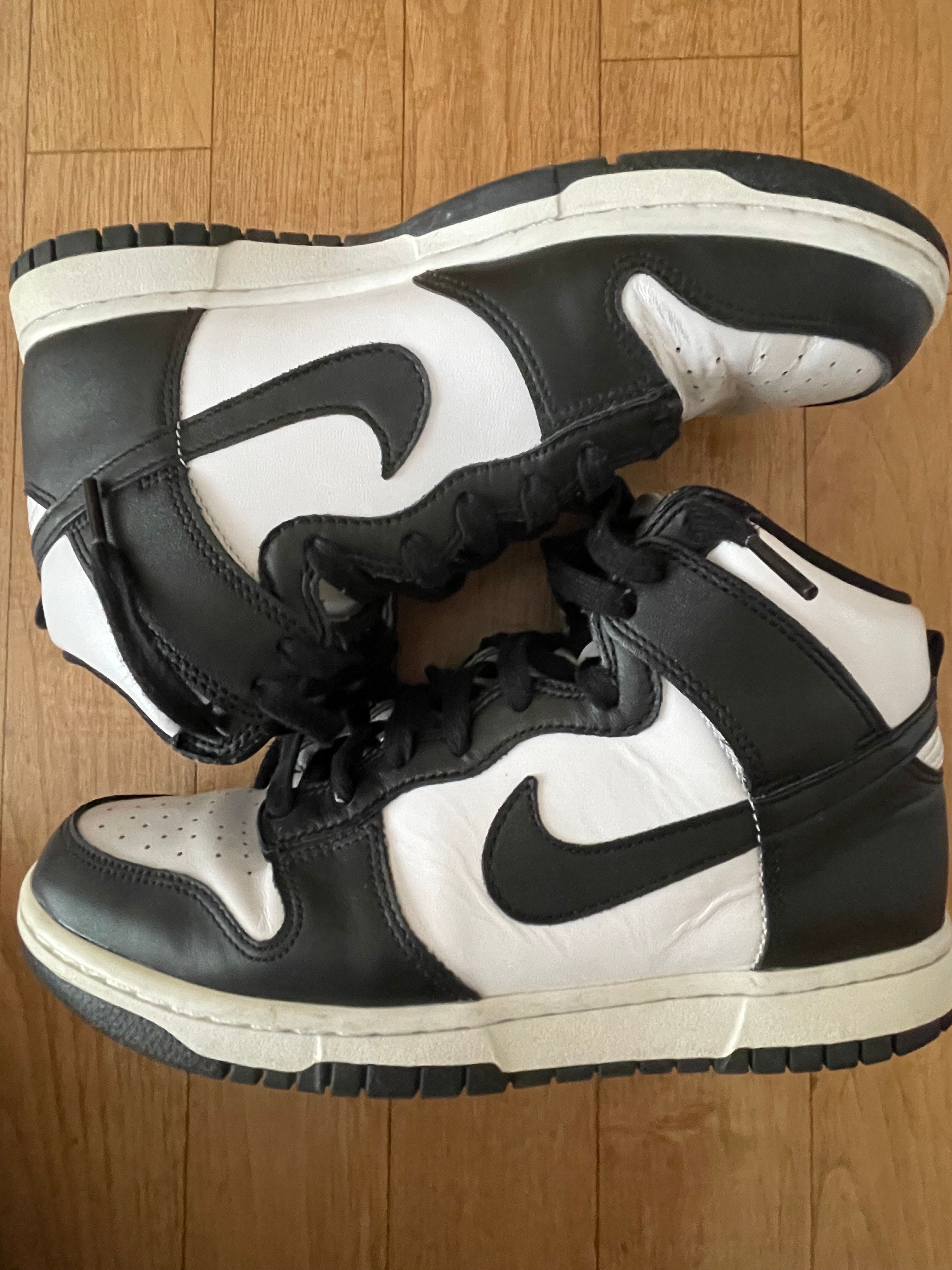 Nike Dunk High "Black and White"