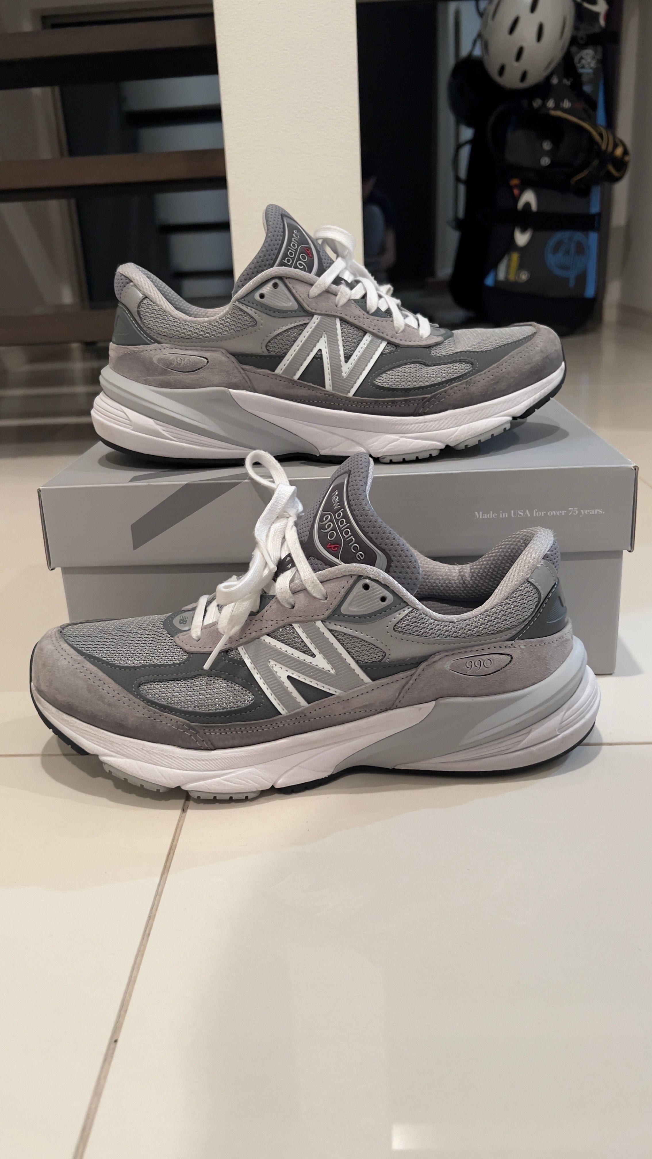 New Balance 990V6 "Gray" (Heel Logo NB)