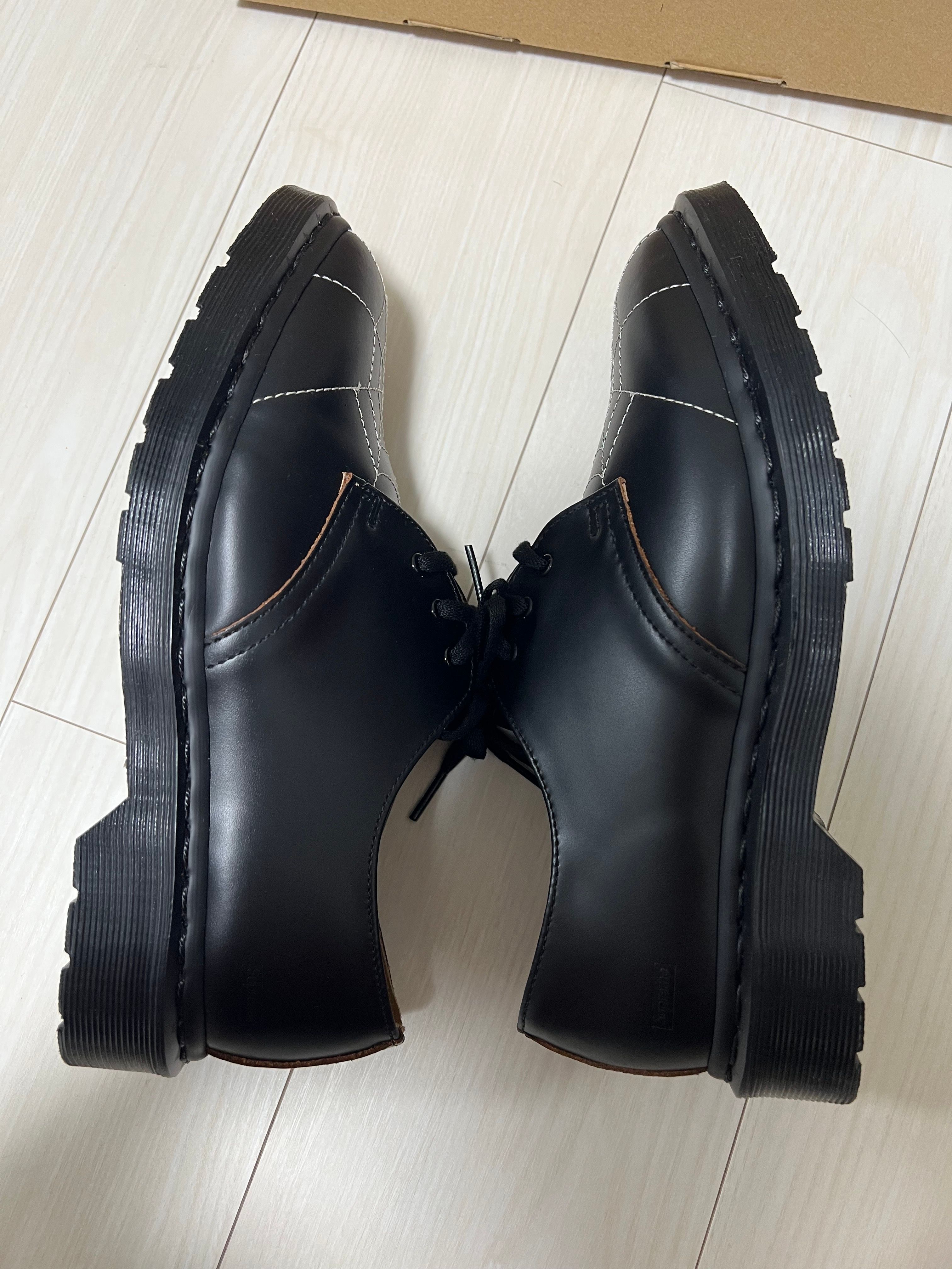 Supreme × Dr.Martens Spiderweb 3 Eye Shoe "Black"