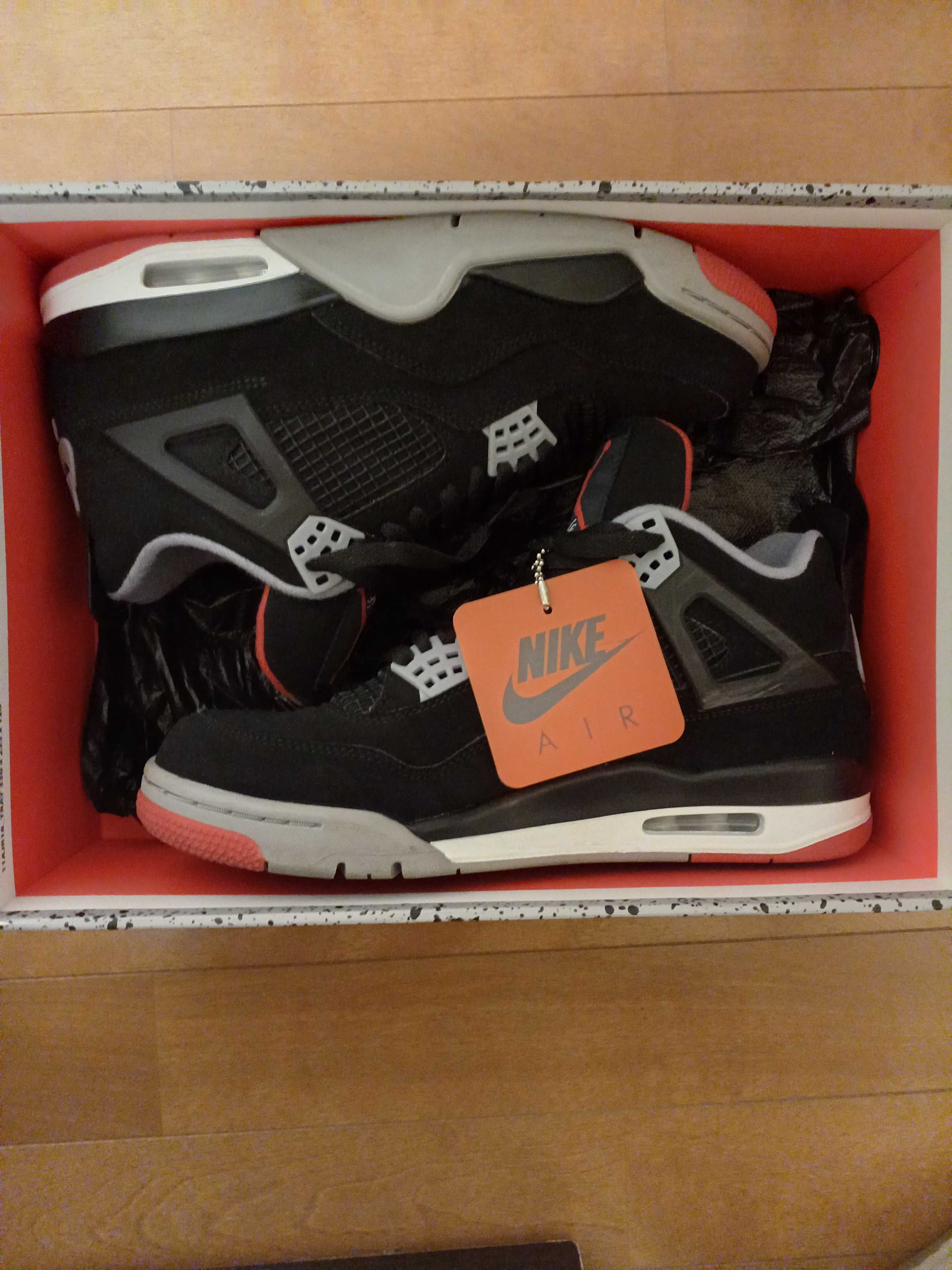 Nike Air Jordan 4 Retro "Bred" (2019)  