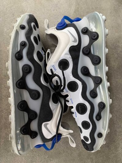 NIKE AIR MAX 720 ISPA "WHITE BLACK"