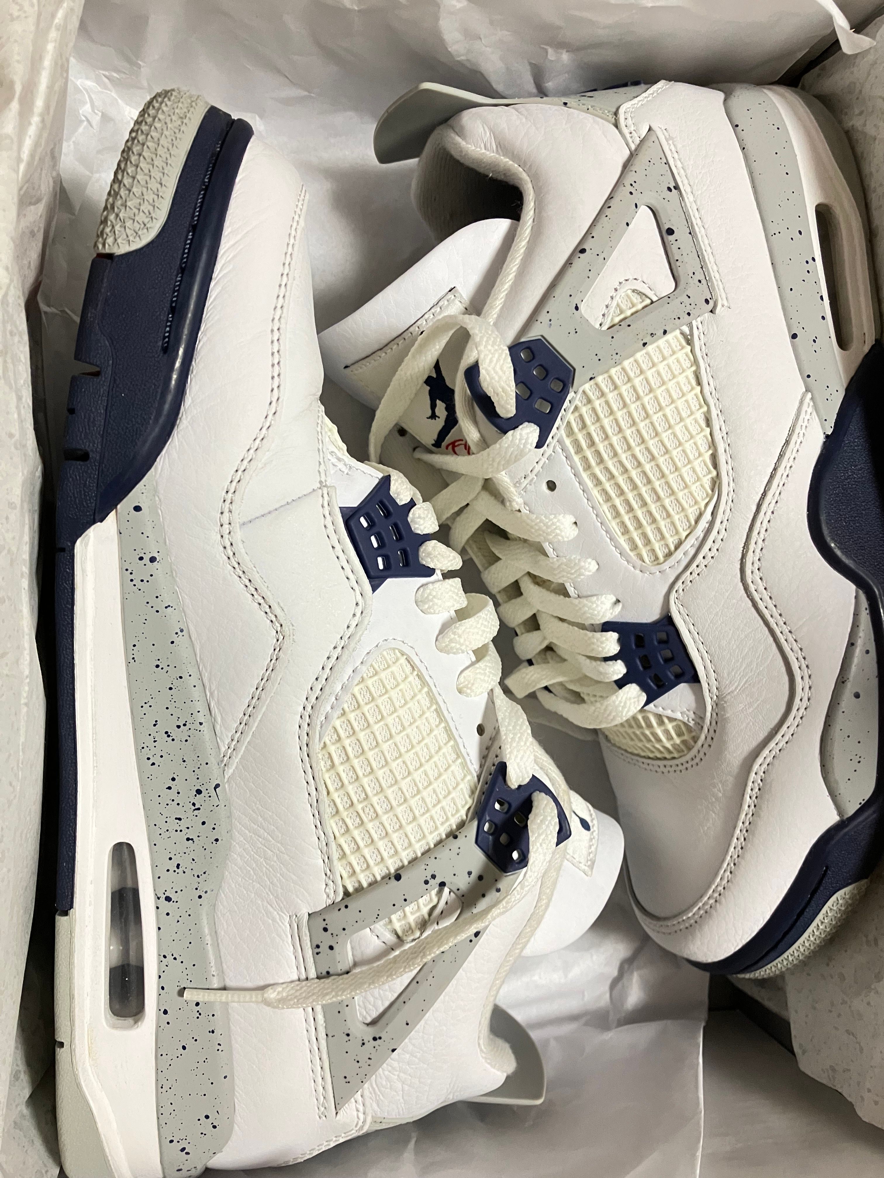 Nike Air Jordan 4 "Midnight Navy"