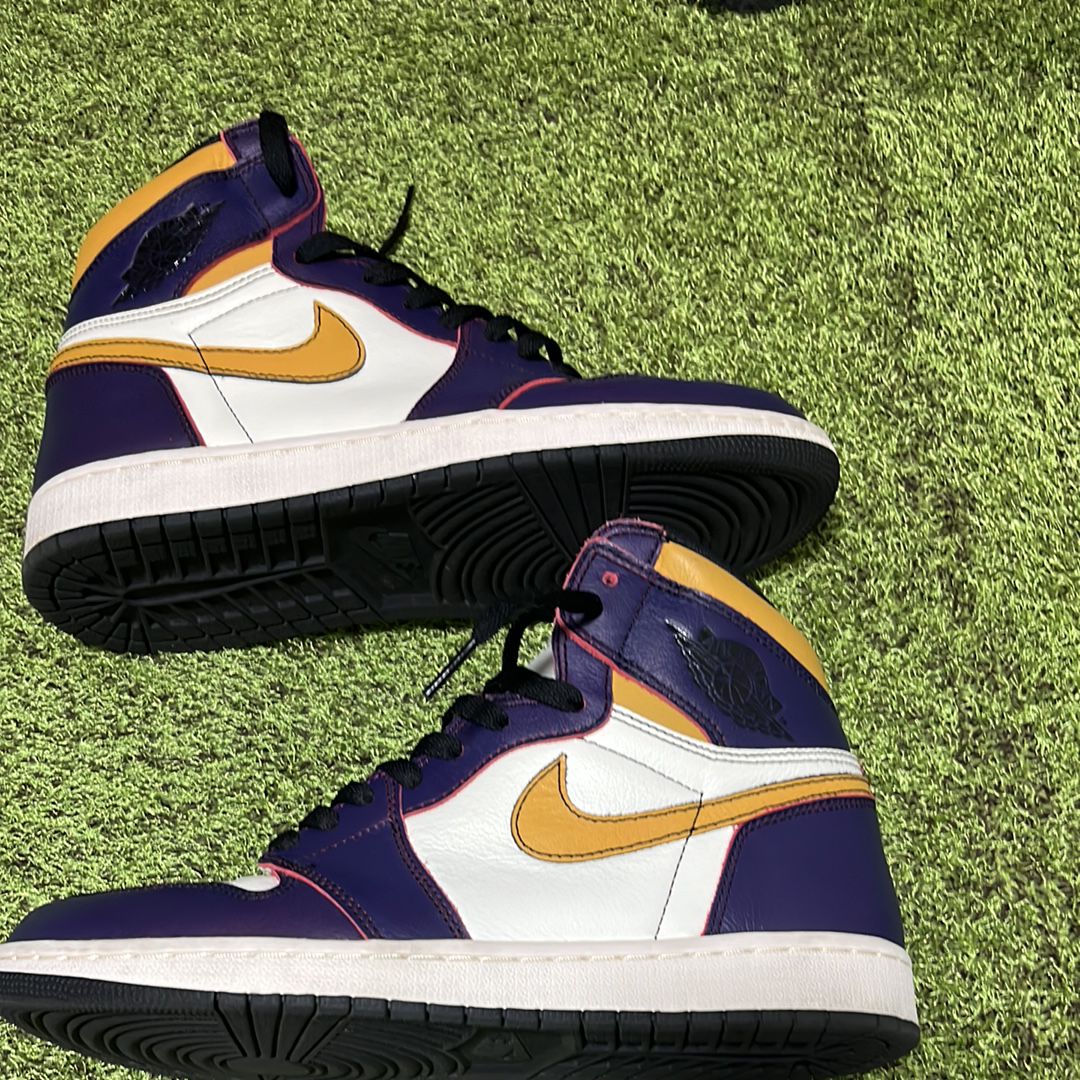 Nike SB × Air Jordan 1 Retro High "La To Chicago"  