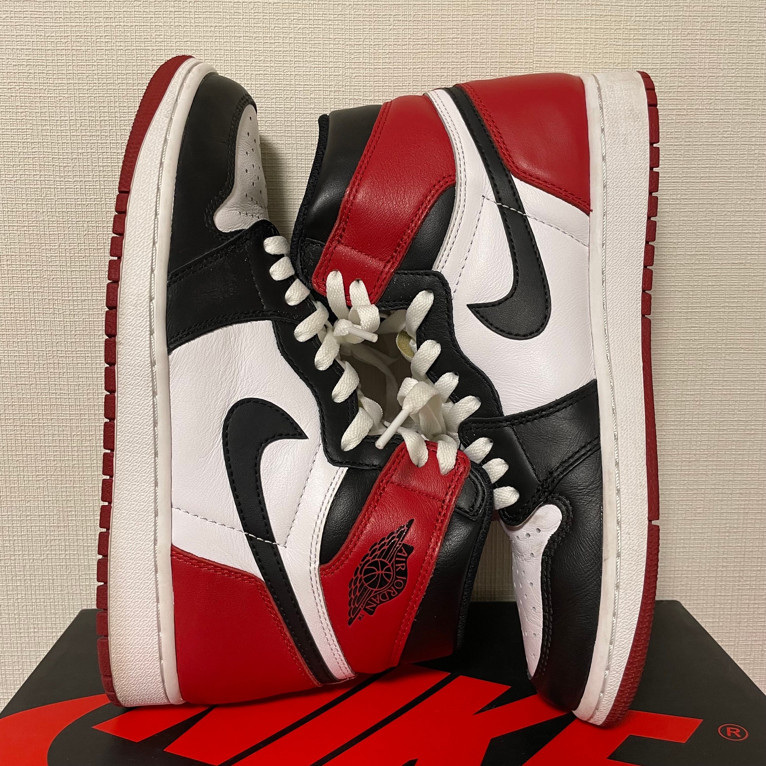 Nike Air Jordan 1 Retro High OG "Black Toe"(2016)