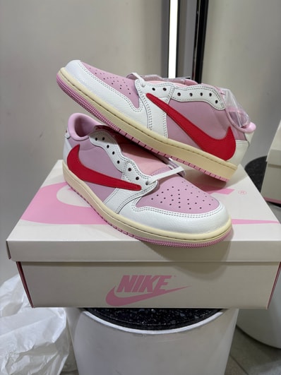 Travis Scott × Nike Air Jordan 1 Retro Low OG "Sail/Tropical Pink"