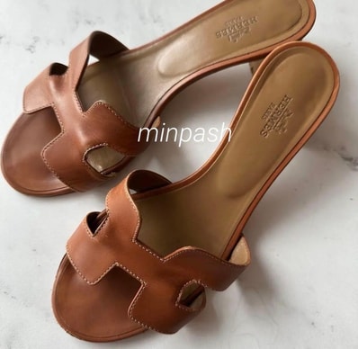 Hermes Women's Oasis Sandal "Gold"