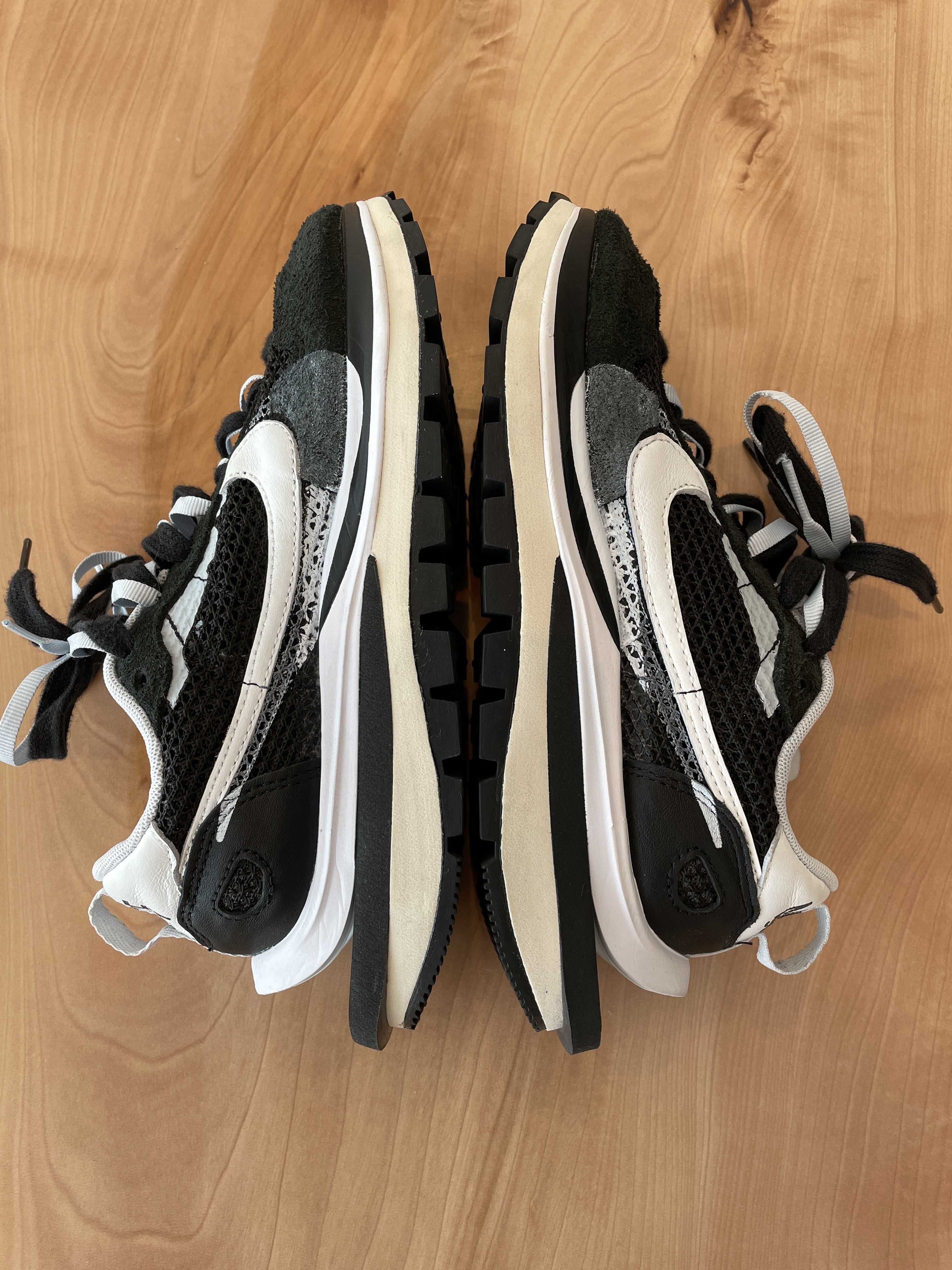 sacai × Nike Vapor Waffle "Black and White"