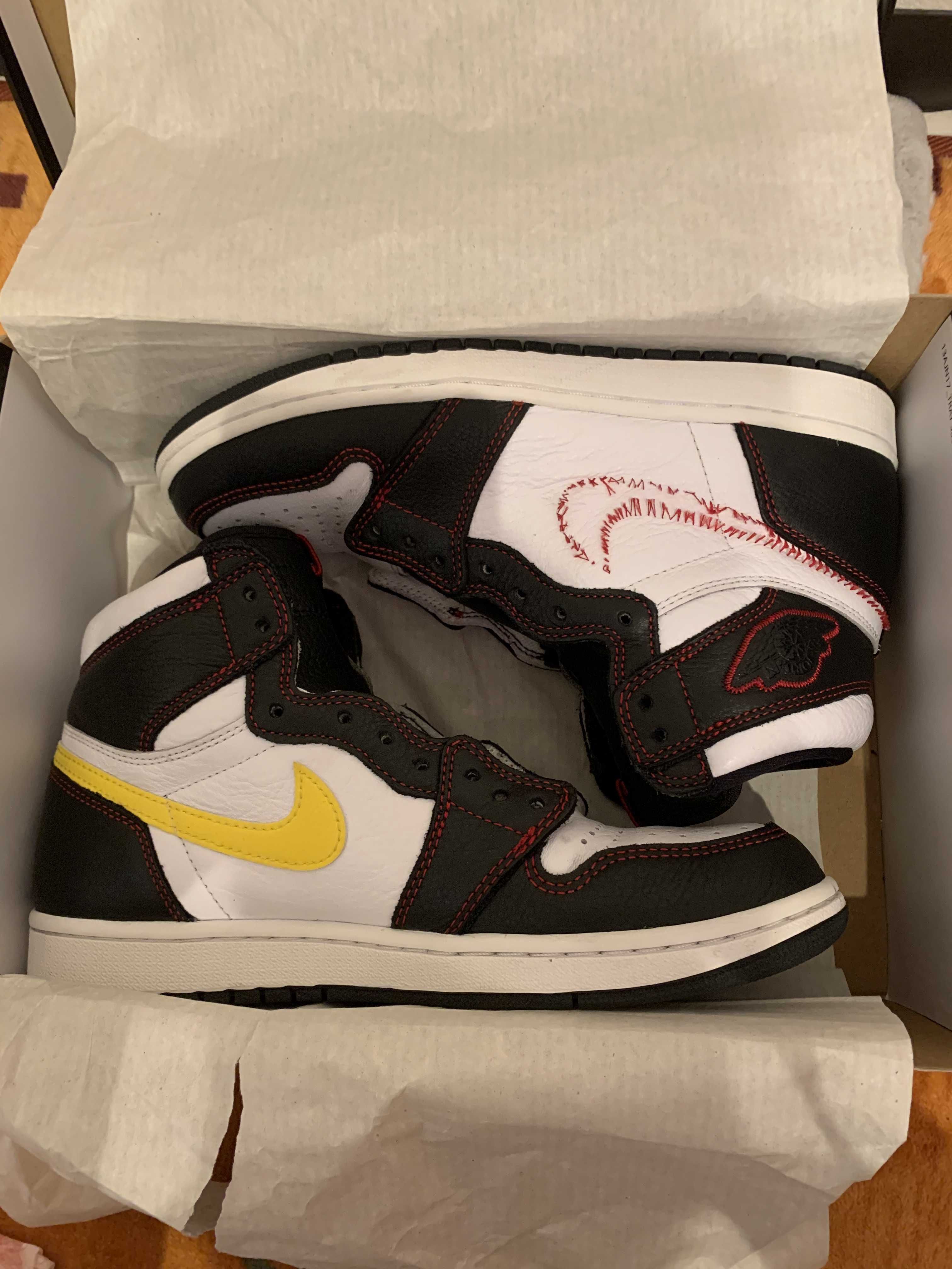 Nike Air Jordan 1 High OG Defiant "Black/Yellow/Gym Red"    