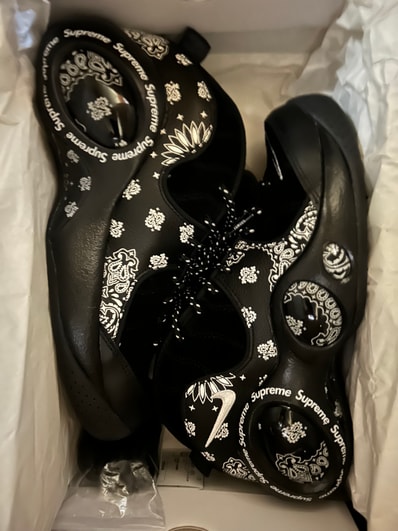 Supreme × Nike Air Zoom Flight 95 SP "Black/White"