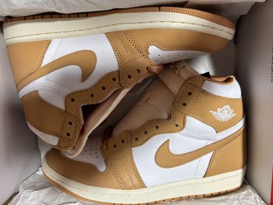 Nike Women's Air Jordan 1 Retro High OG "Praline"