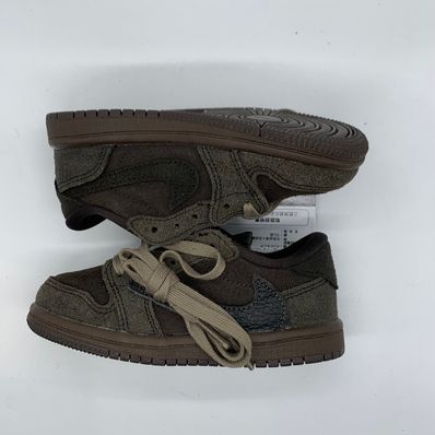 Travis Scott × Nike TD Air Jordan 1 Low OG SP "Velvet Brown and Dark Mocha"