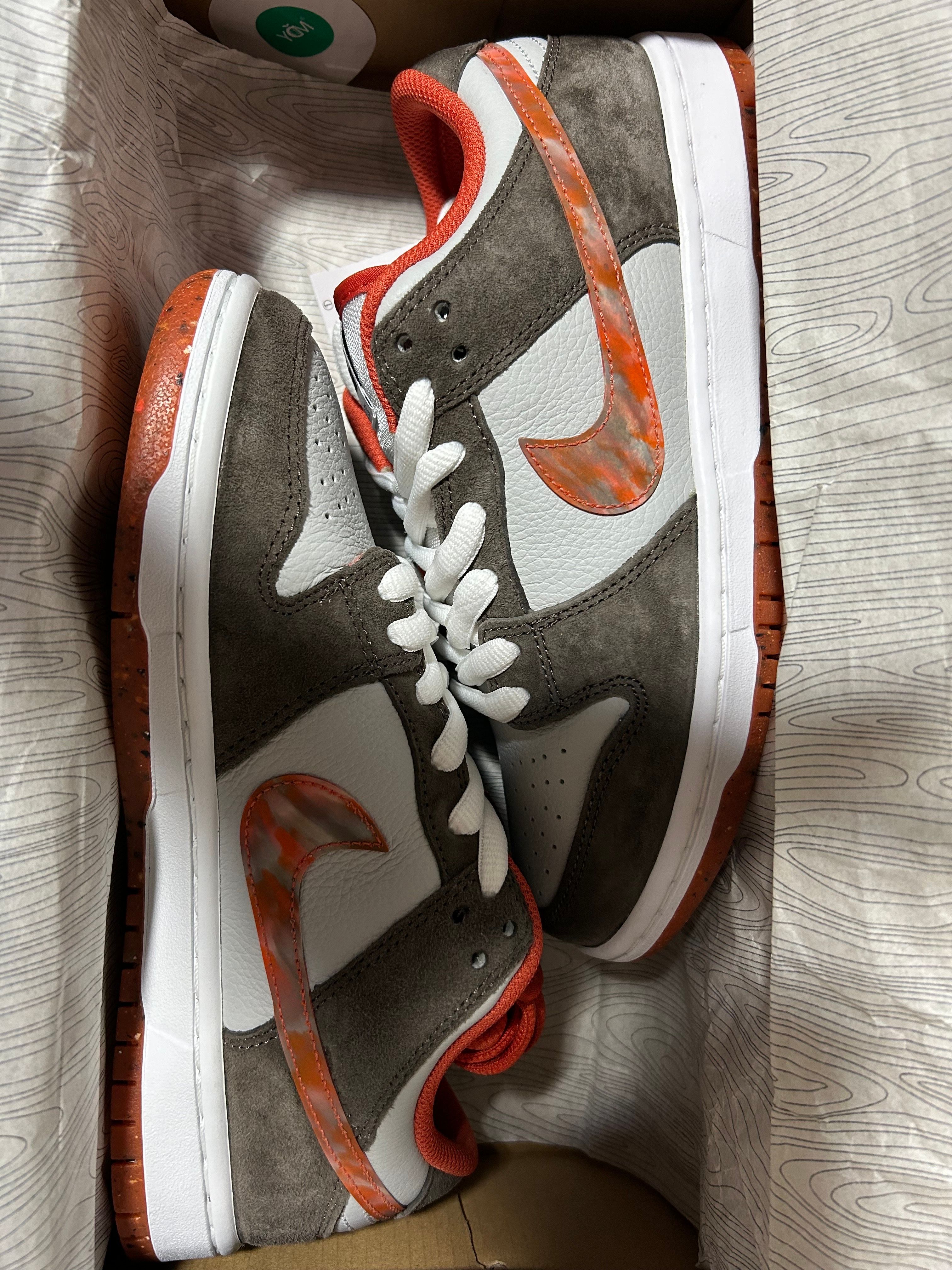 Crushed Skate Shop × Nike SB Dunk Low QS "Olive Grey/Mantra Orange"