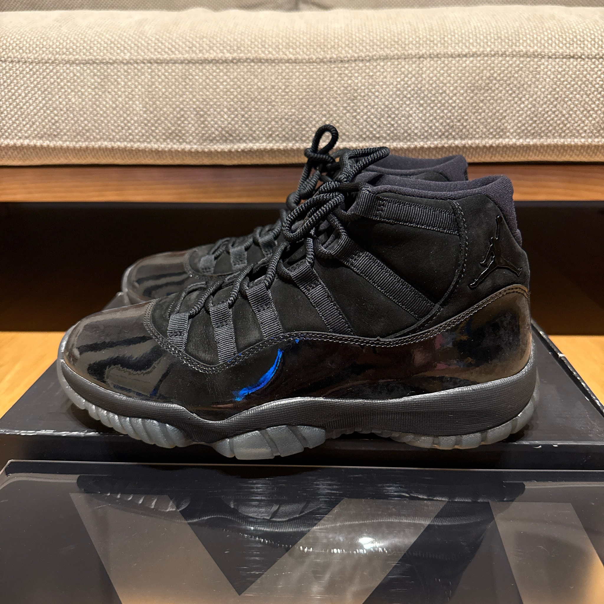 Nike Air Jordan 11 "Cap and Gown"