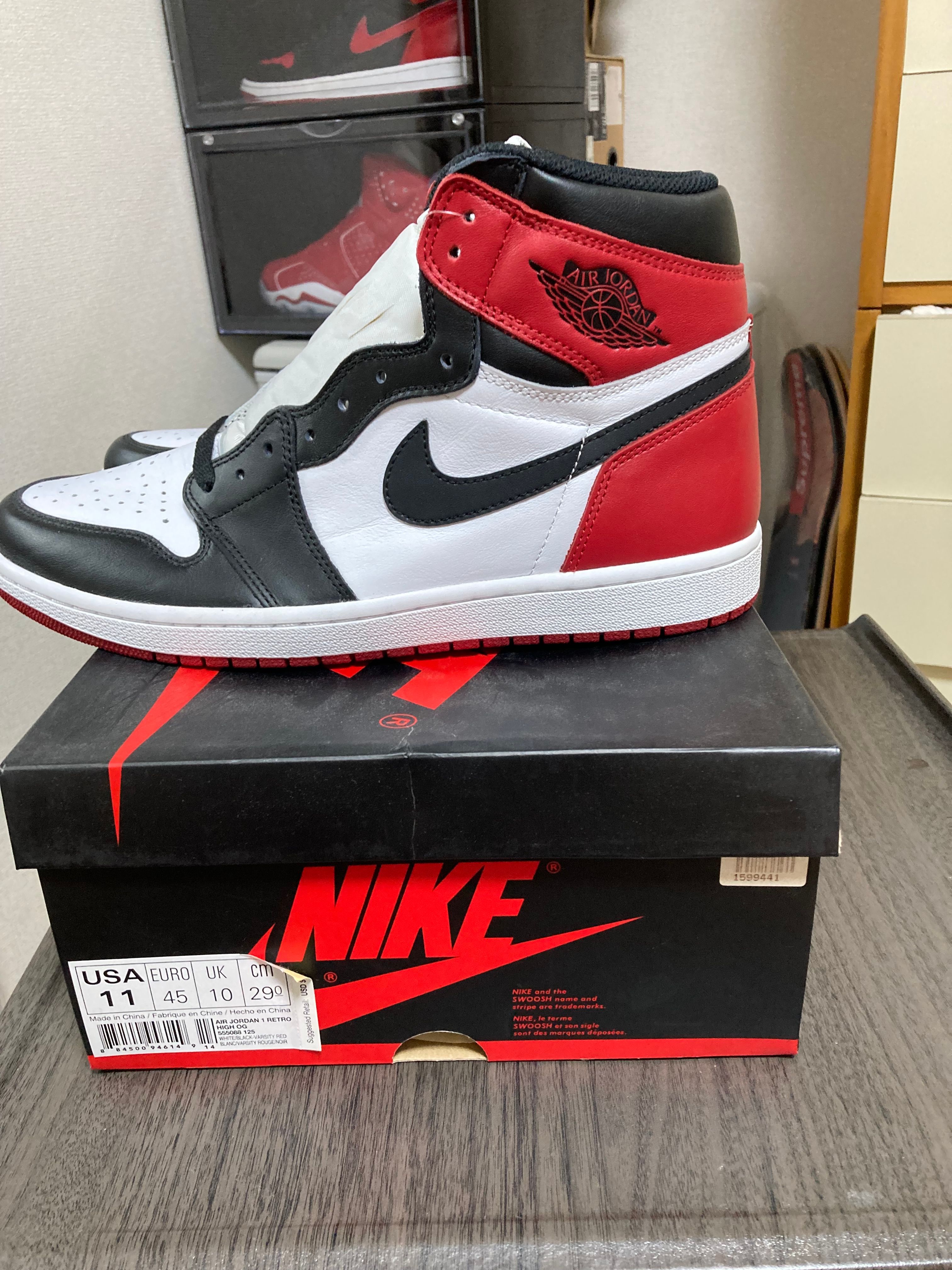 Nike Air Jordan 1 Retro High OG "Black Toe"(2016)
