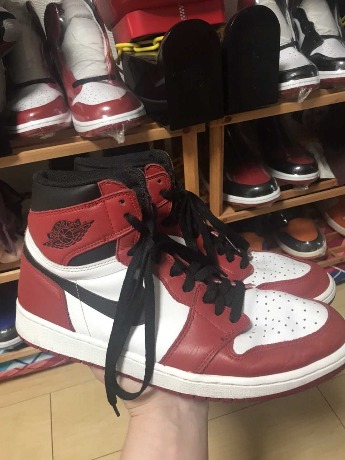 Nike Air Jordan 1 Retro High "Chicago" (2015)